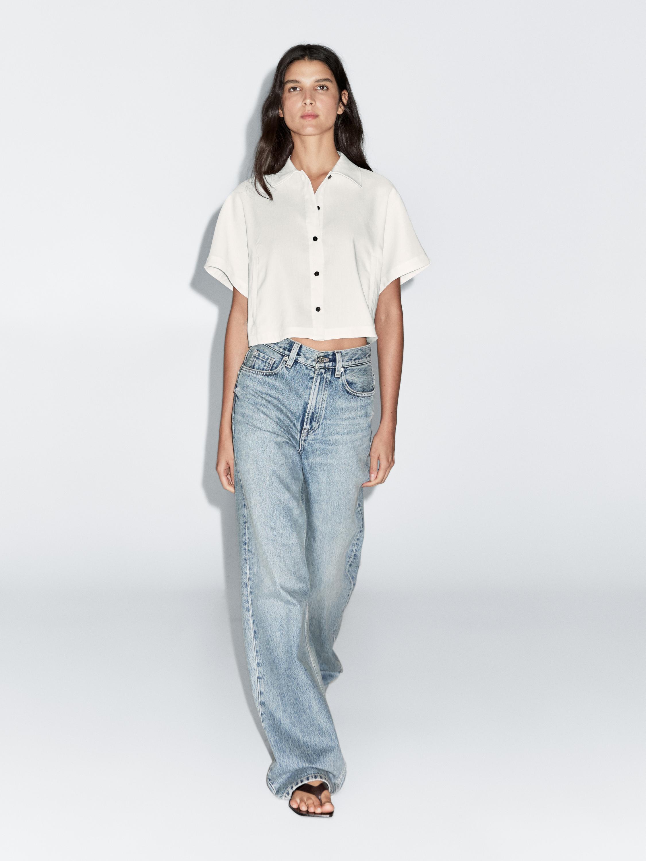 Short sleeve bat sleeve shirt