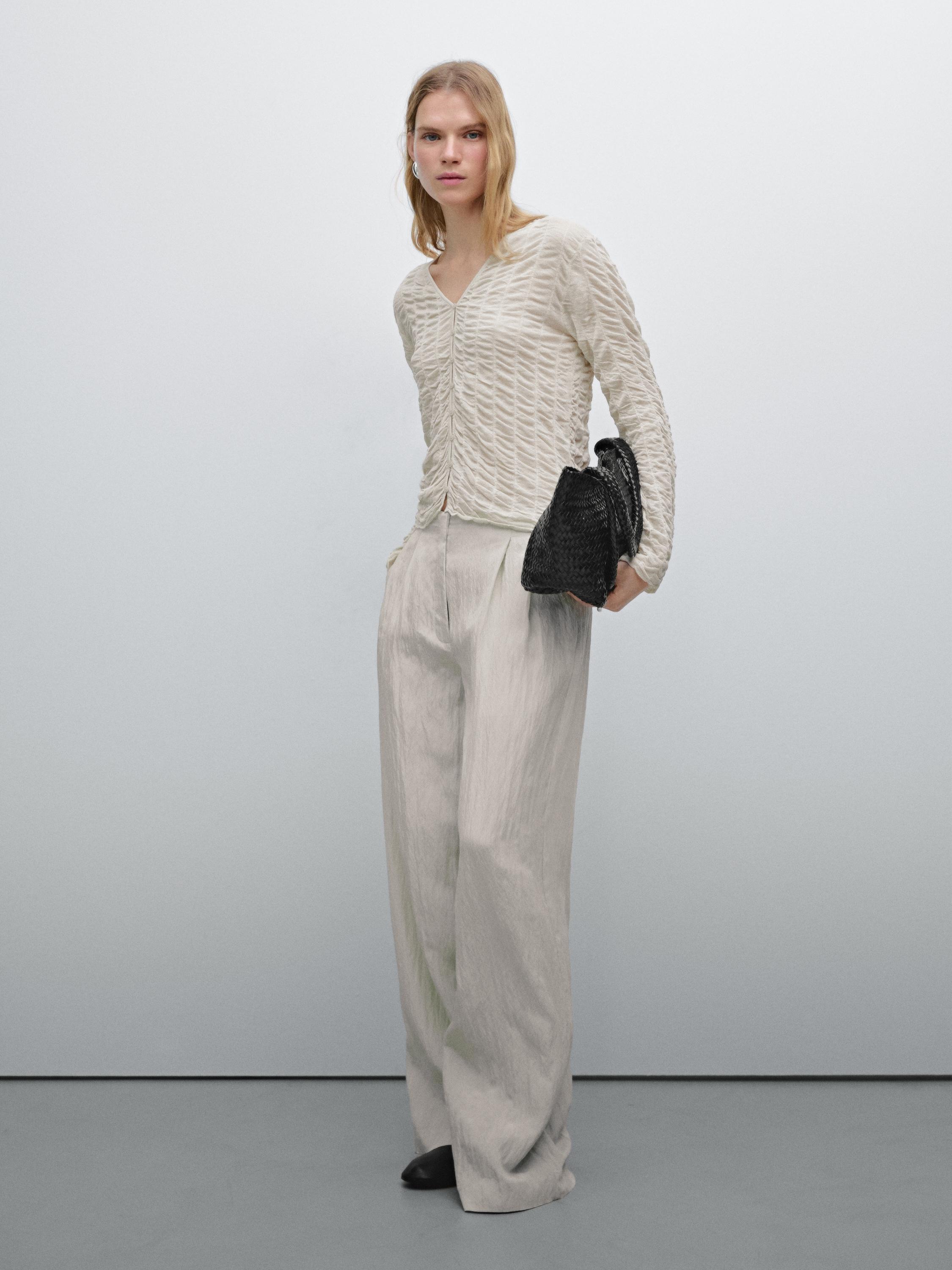 كارديغان ضيق مفصل بكشكش