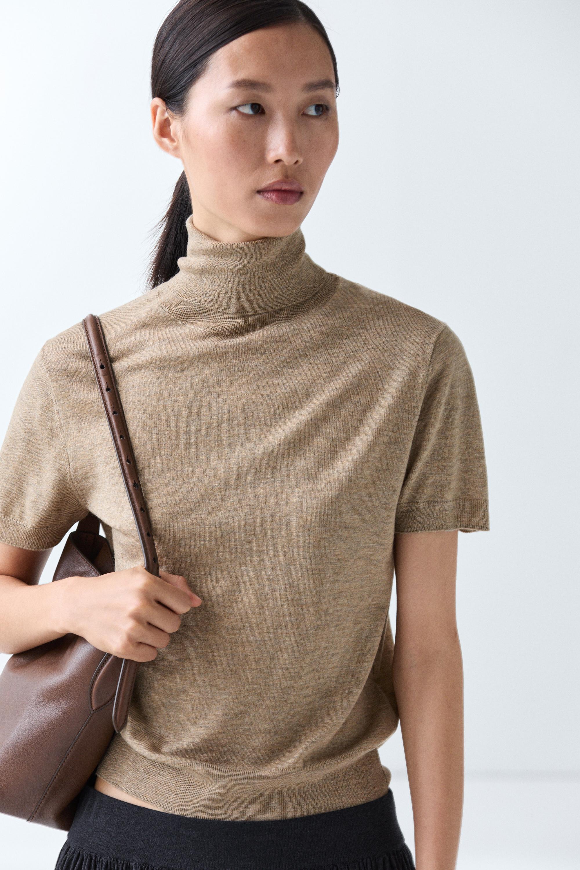 Wool-blend turtleneck sweater
