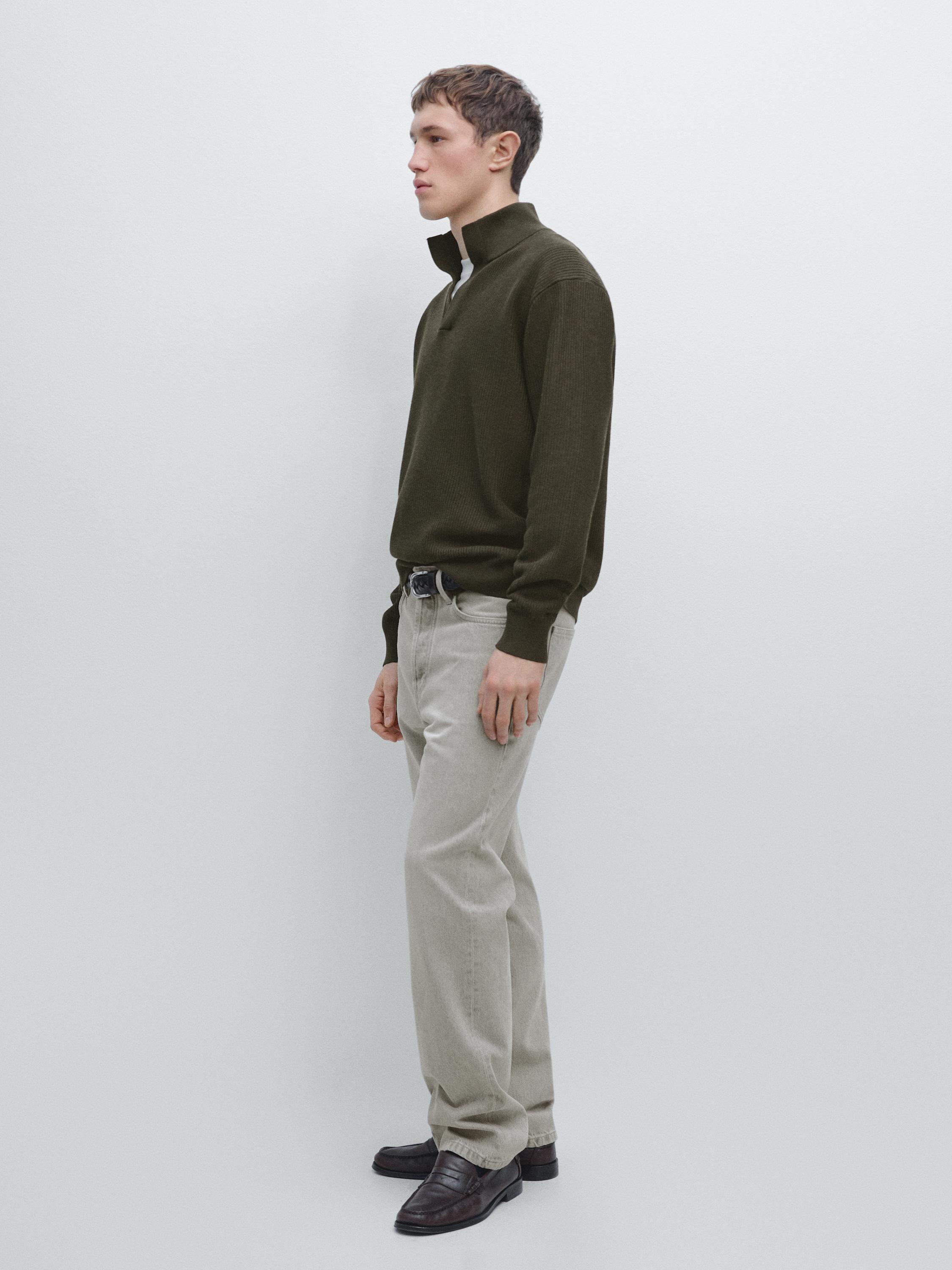 Mock neck knit sweater with V-neck — DARK GREEN