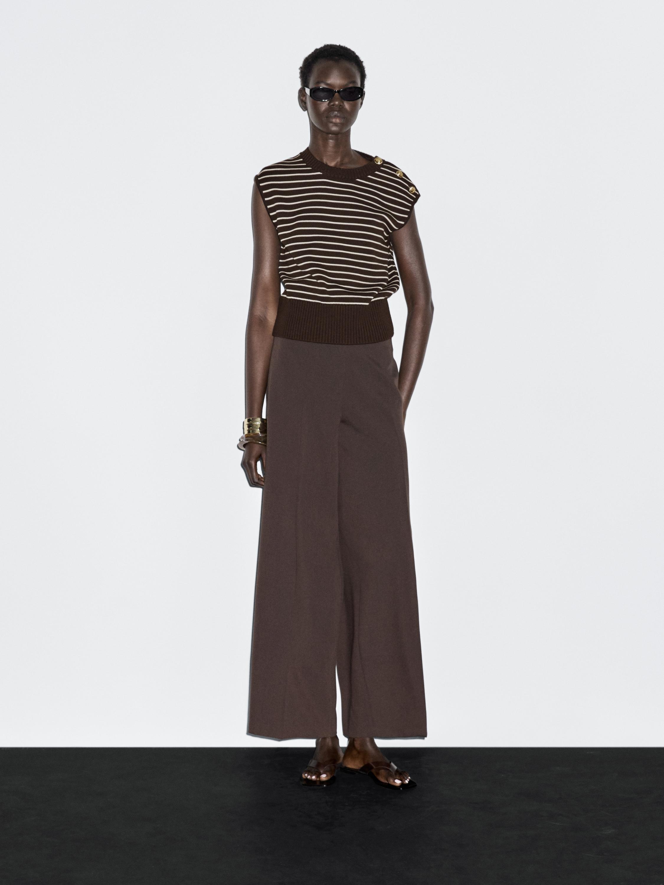 Striped vest with button details