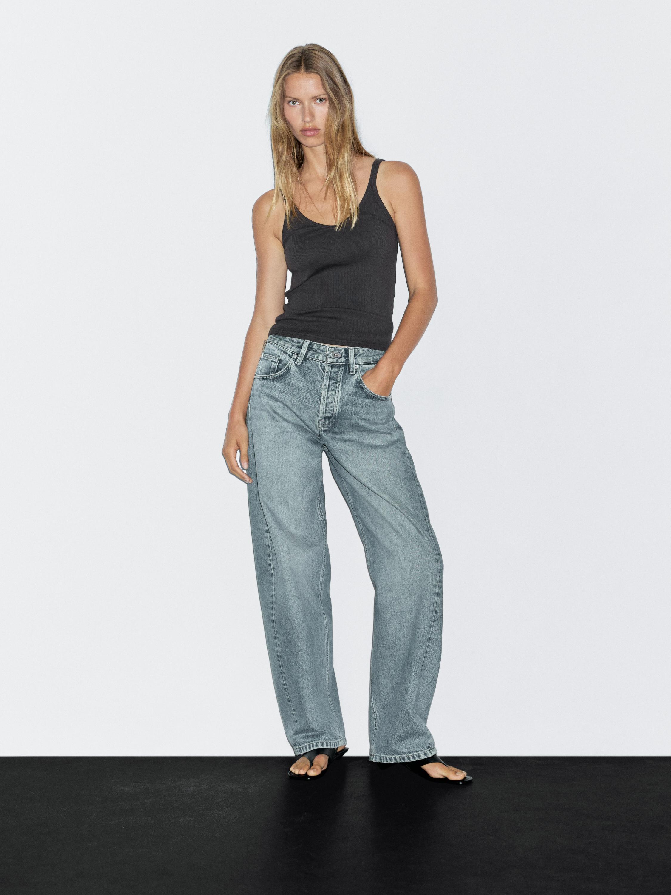 High-waist balloon fit jeans