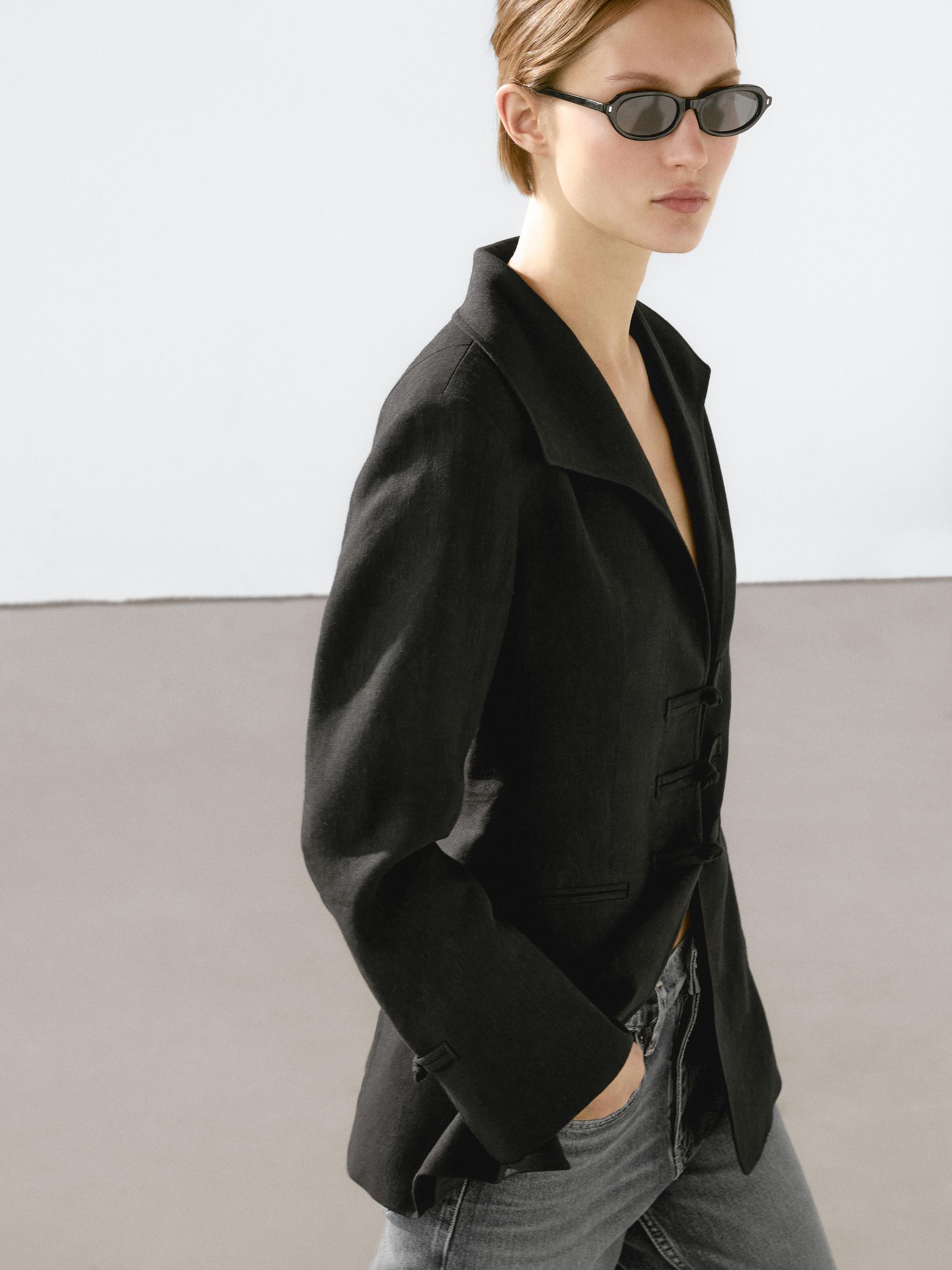 Linen blend blazer with fastening detail