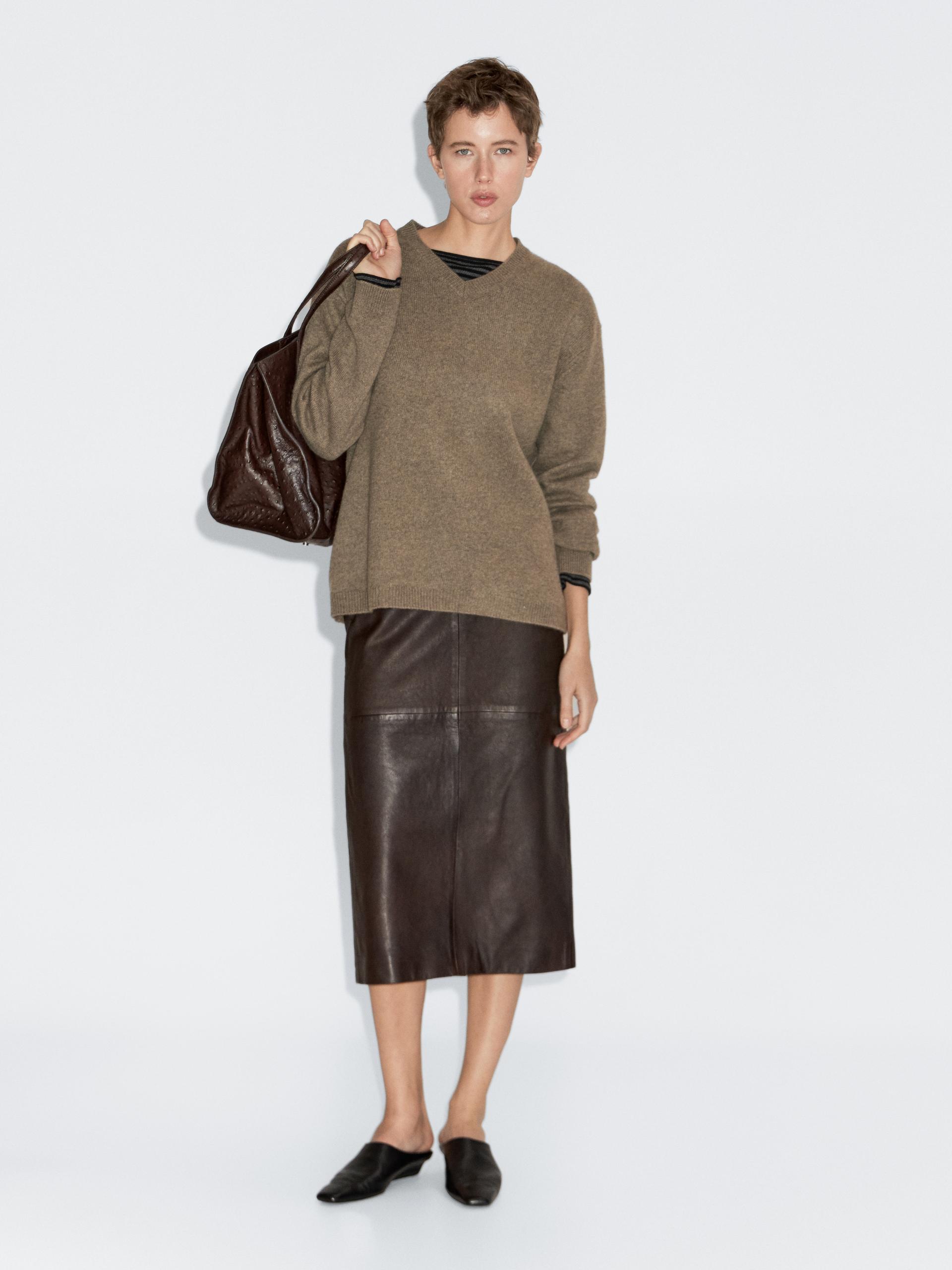 Camisola Oversize De Malha Com Decote Em Bico - Torrado - M - Massimo Dutti - Mulher