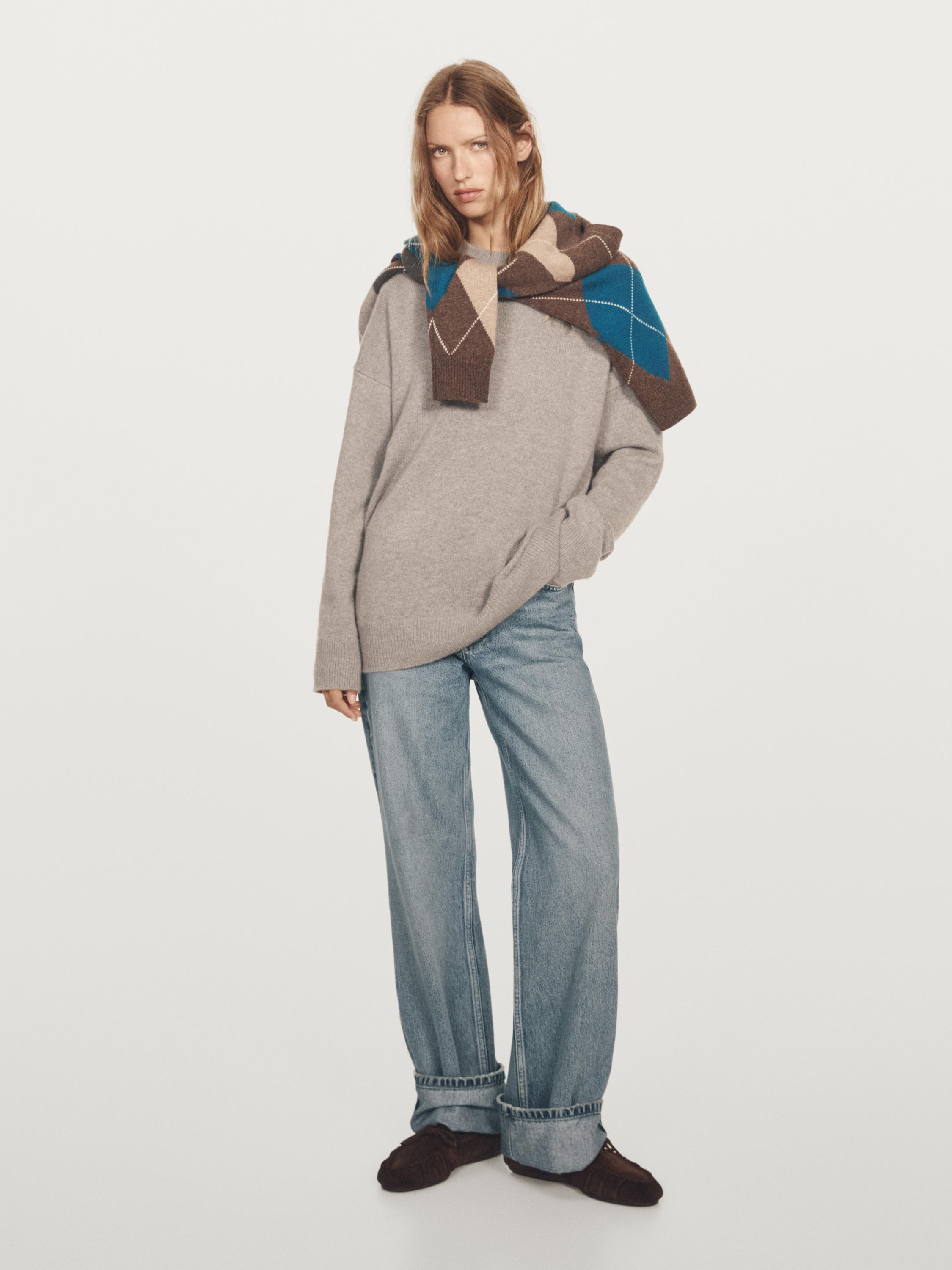 100% cashmere oversize knit sweater