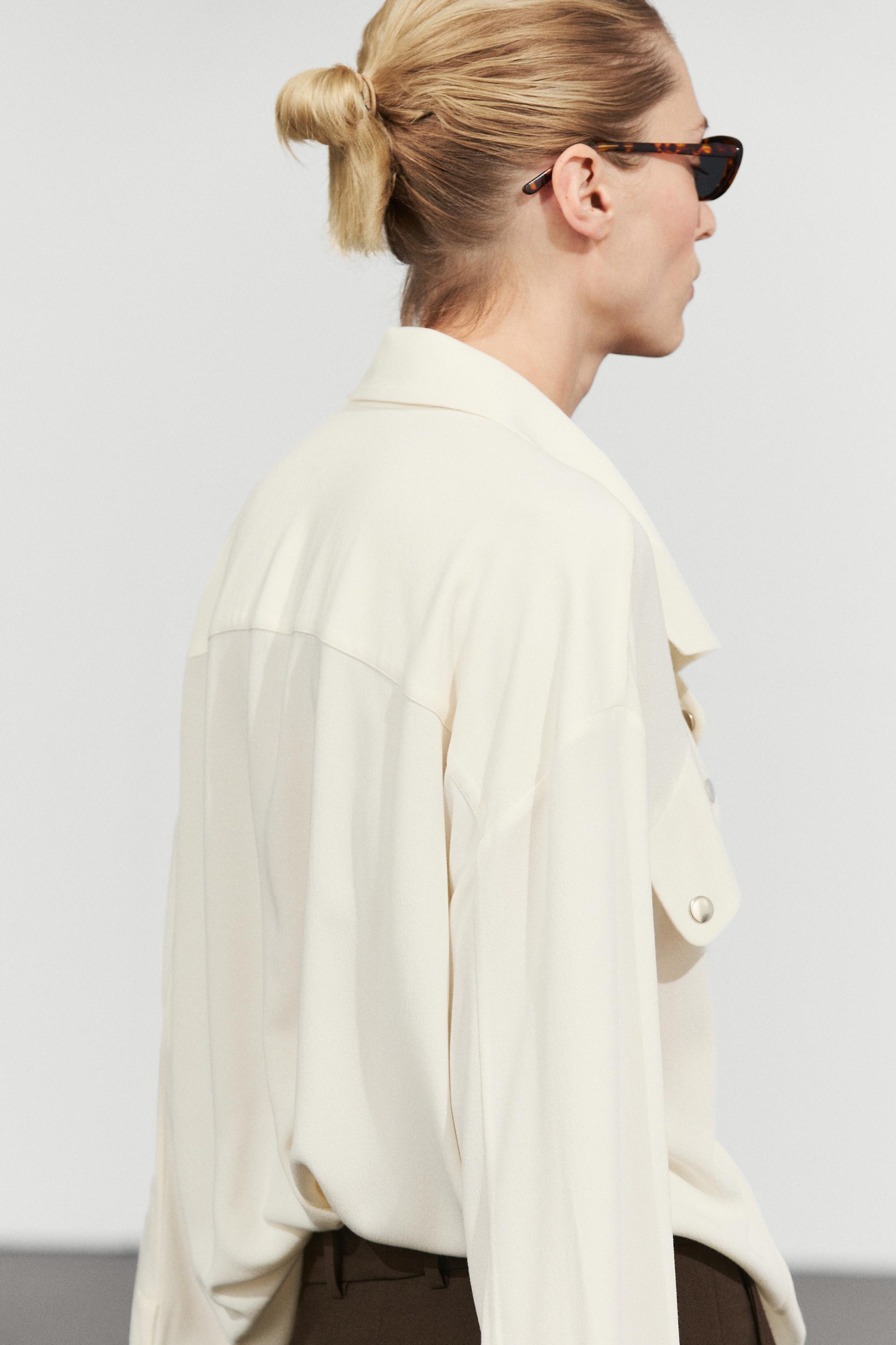 Snap-button stand collar shirt — CREAM