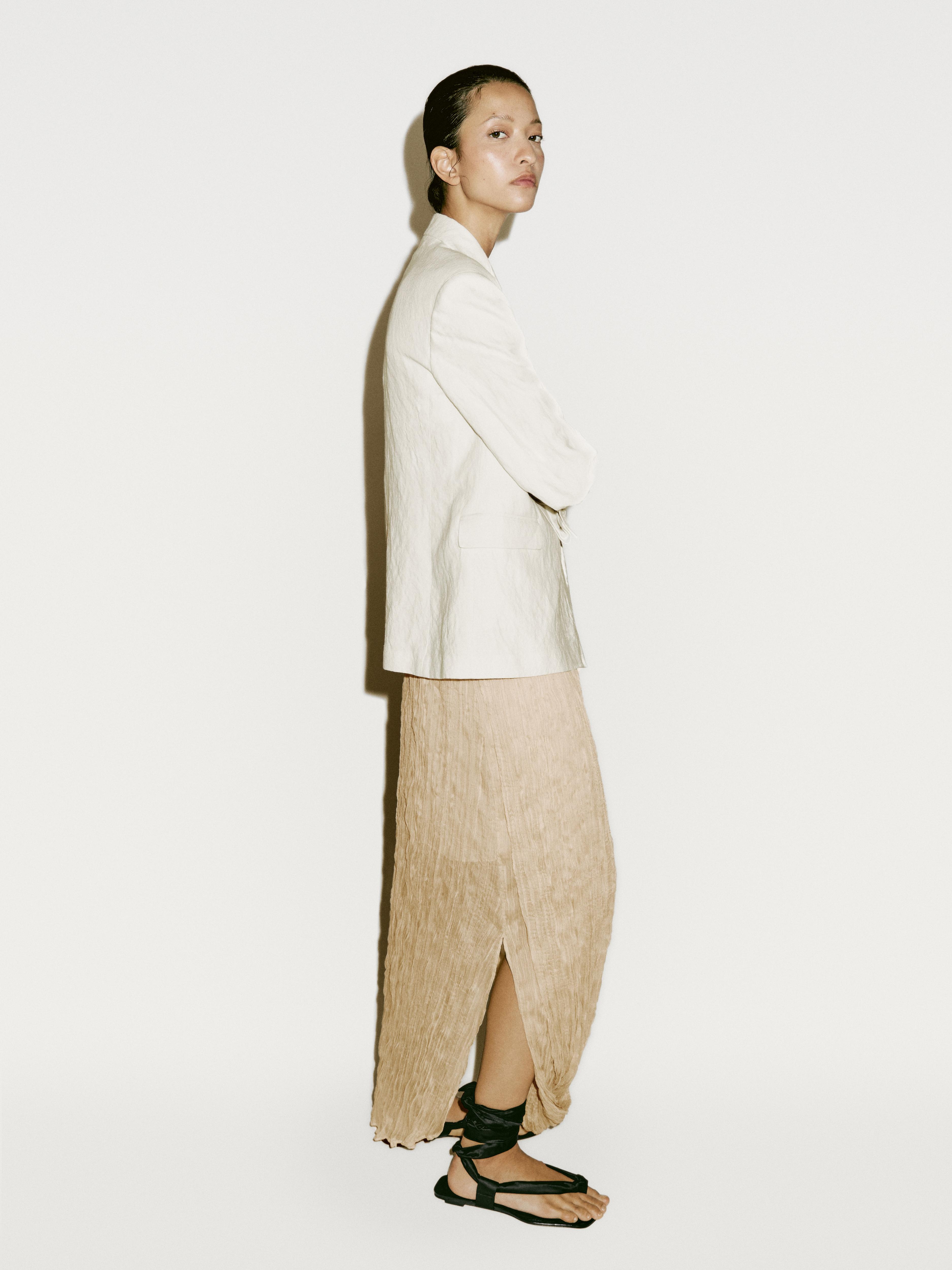 Pleated skirt with fold detail - Limited Edition