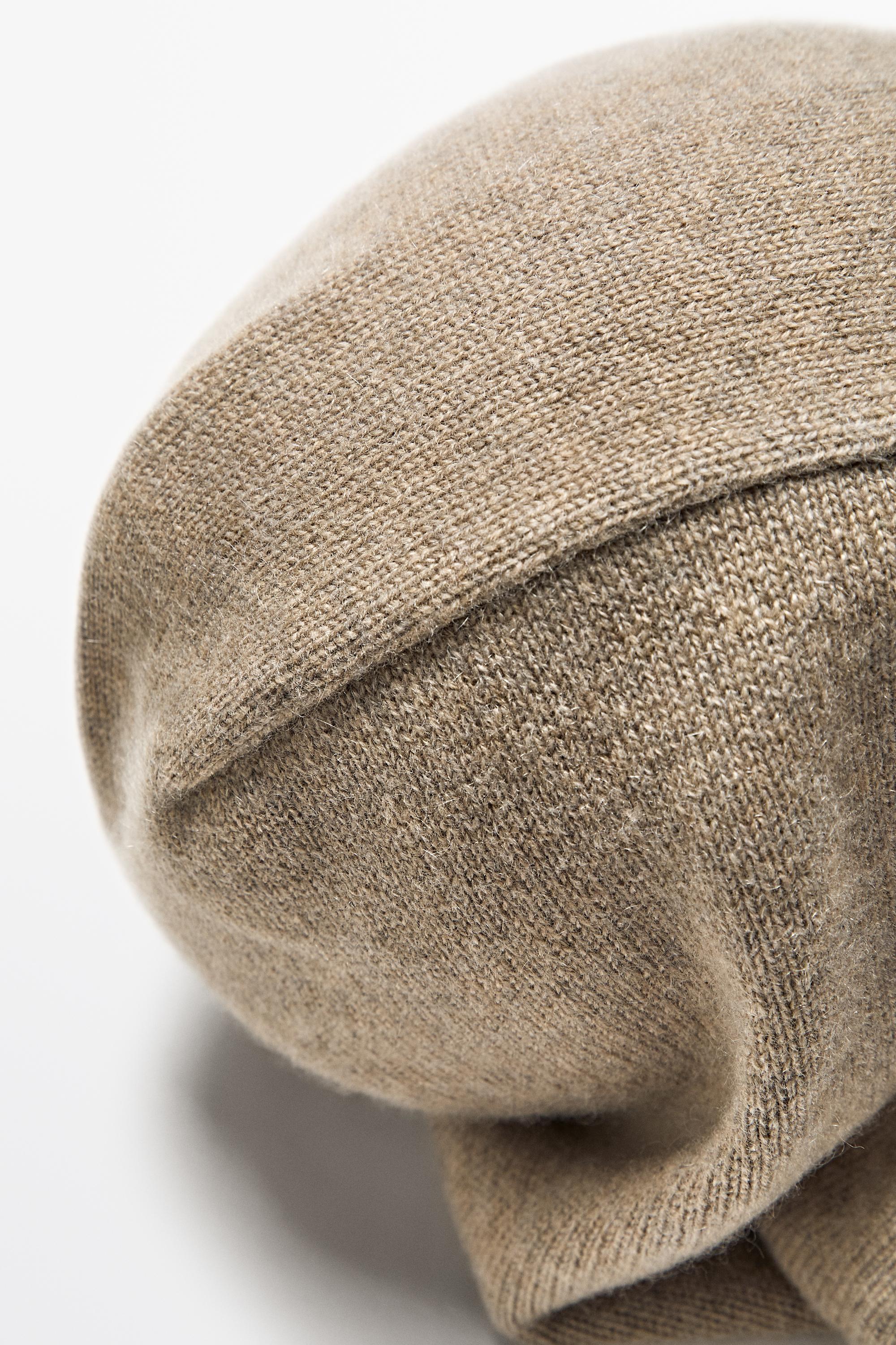 100% cashmere bandana balaclava — CREAM