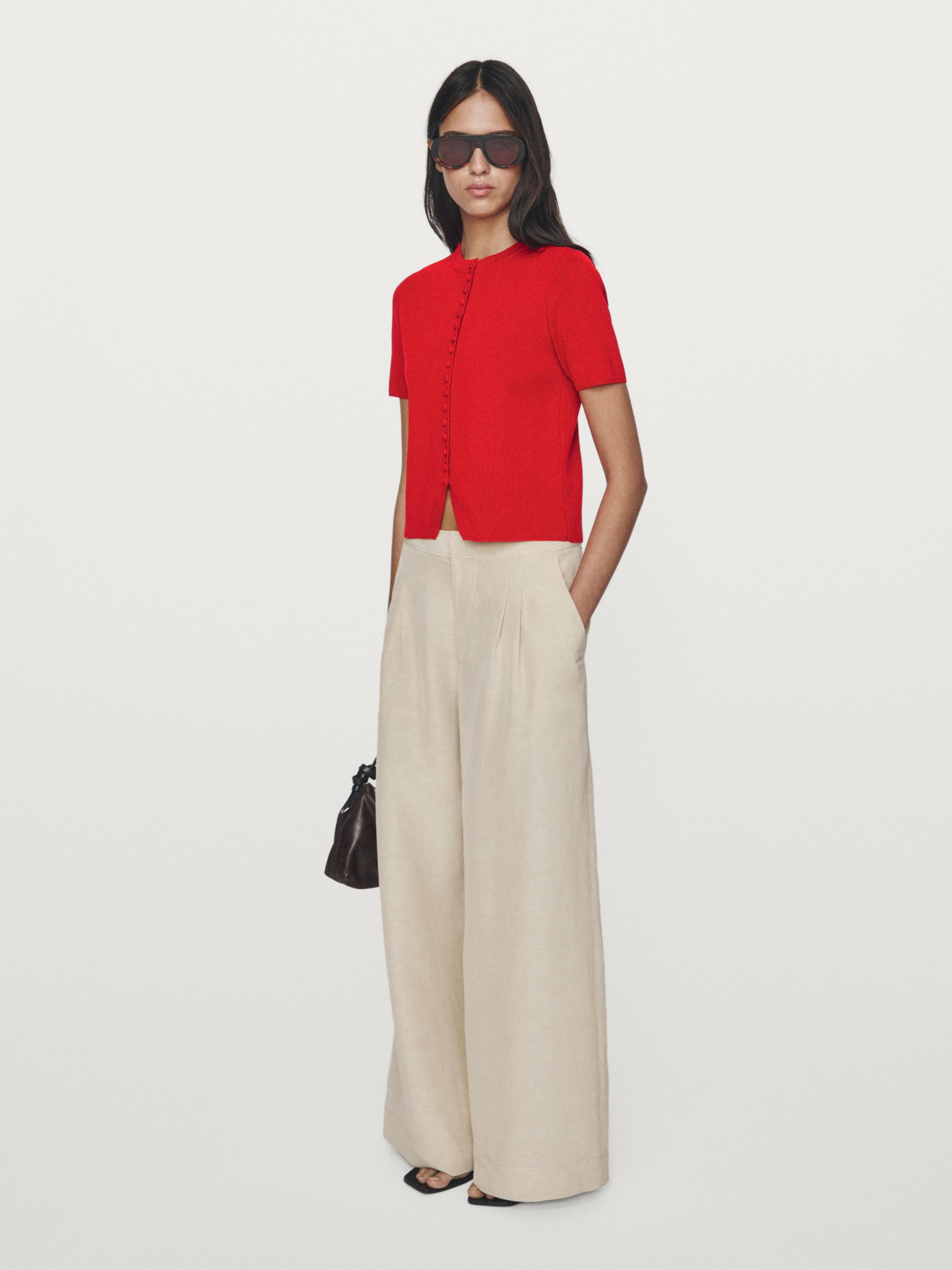 Short sleeve knit cardigan with button details