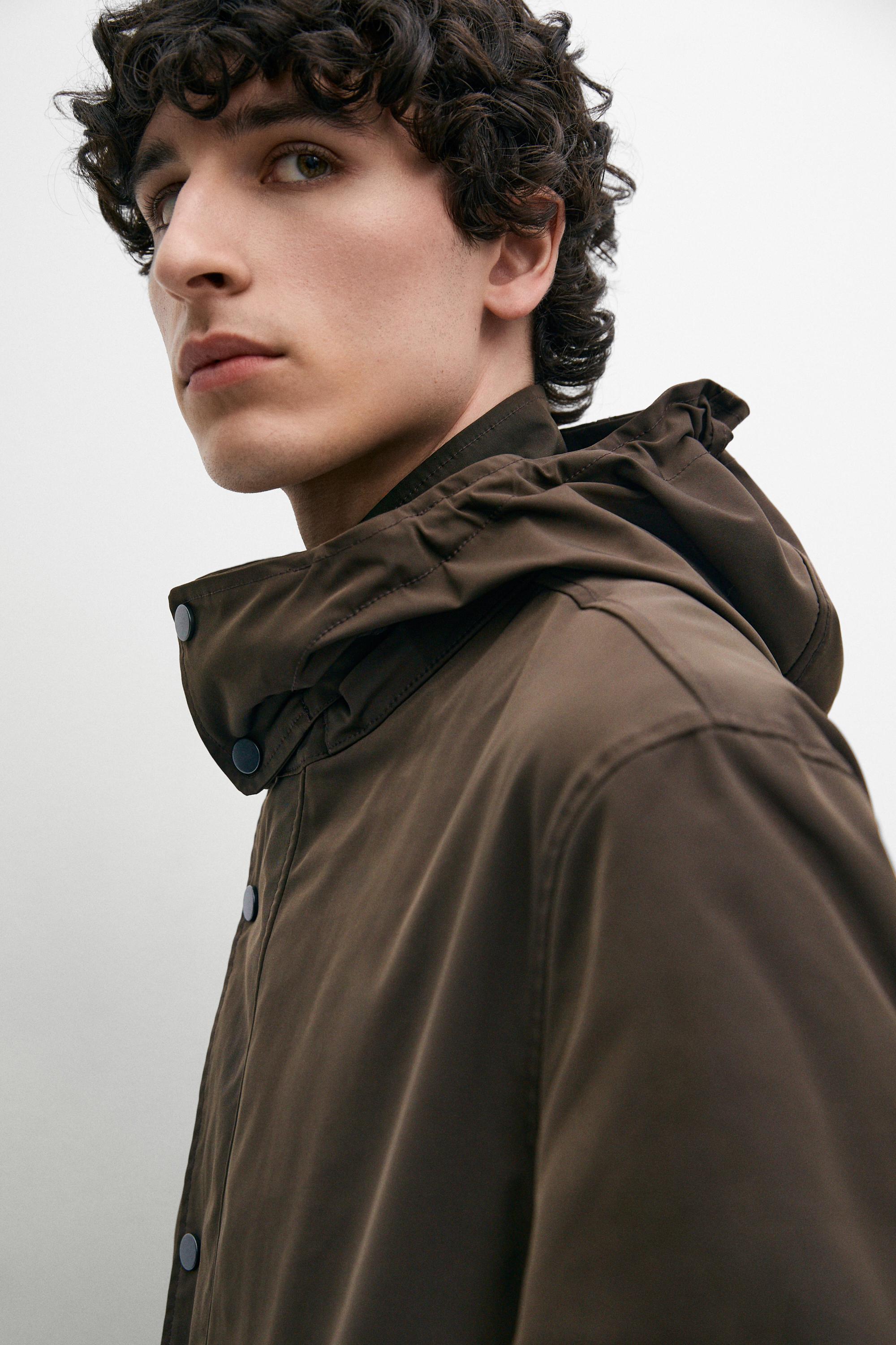 Long technical parka with detachable interior — CAREY