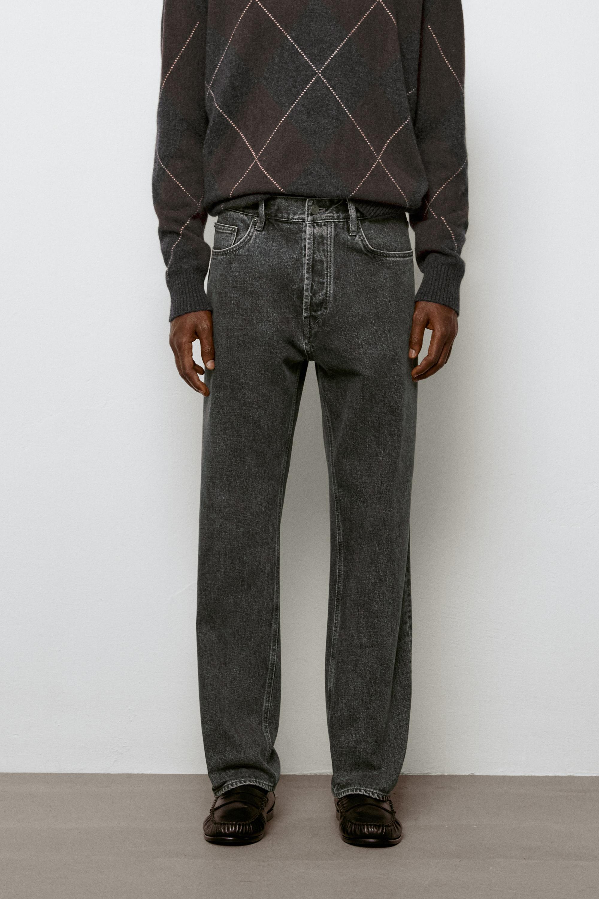 Straight-leg jeans