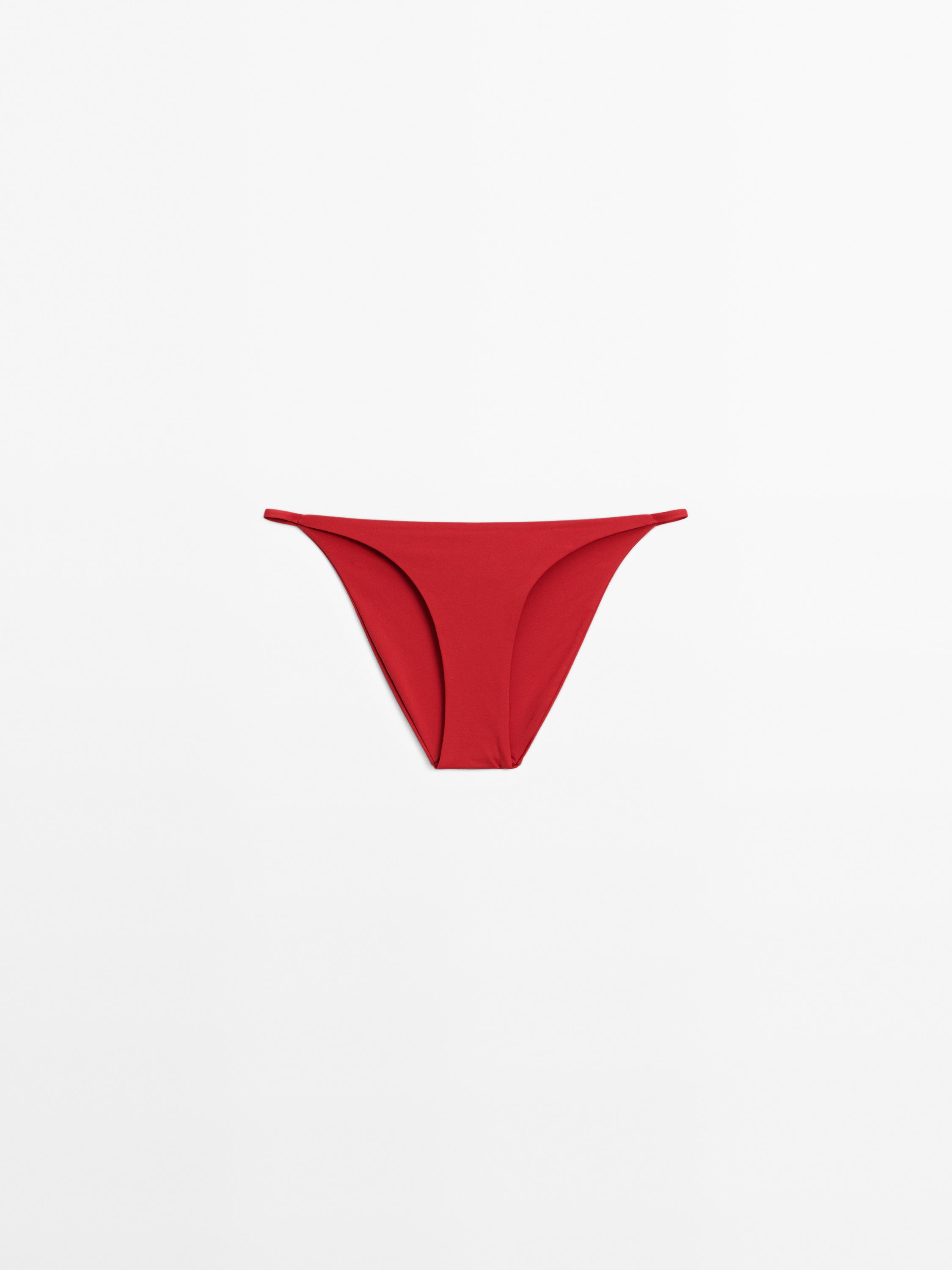 Bikini bottoms with thin straps