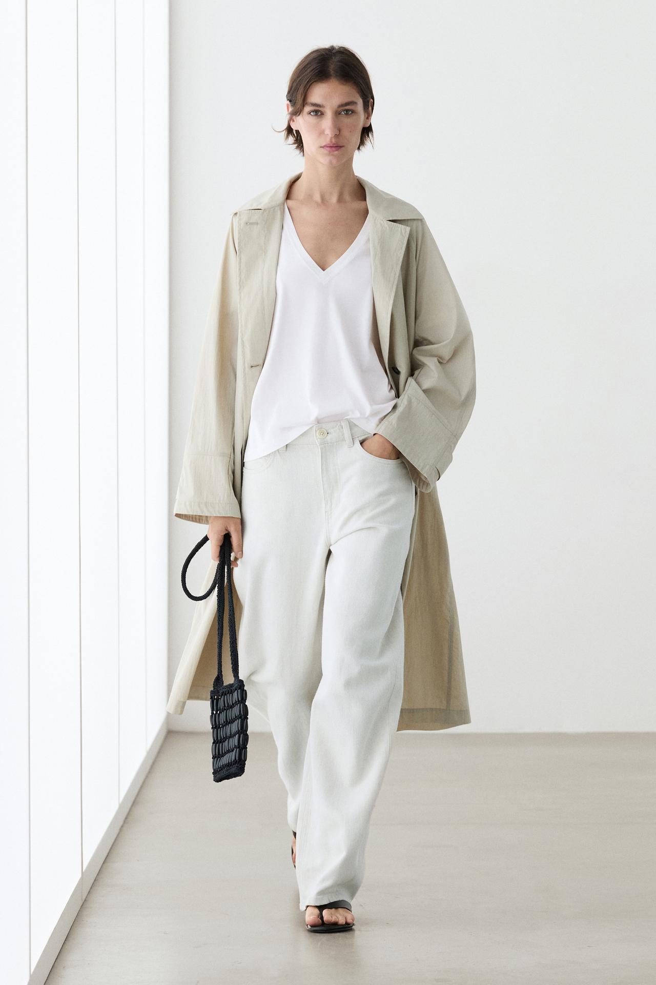 Flowing cropped fit V-neck T-shirt — WHITE