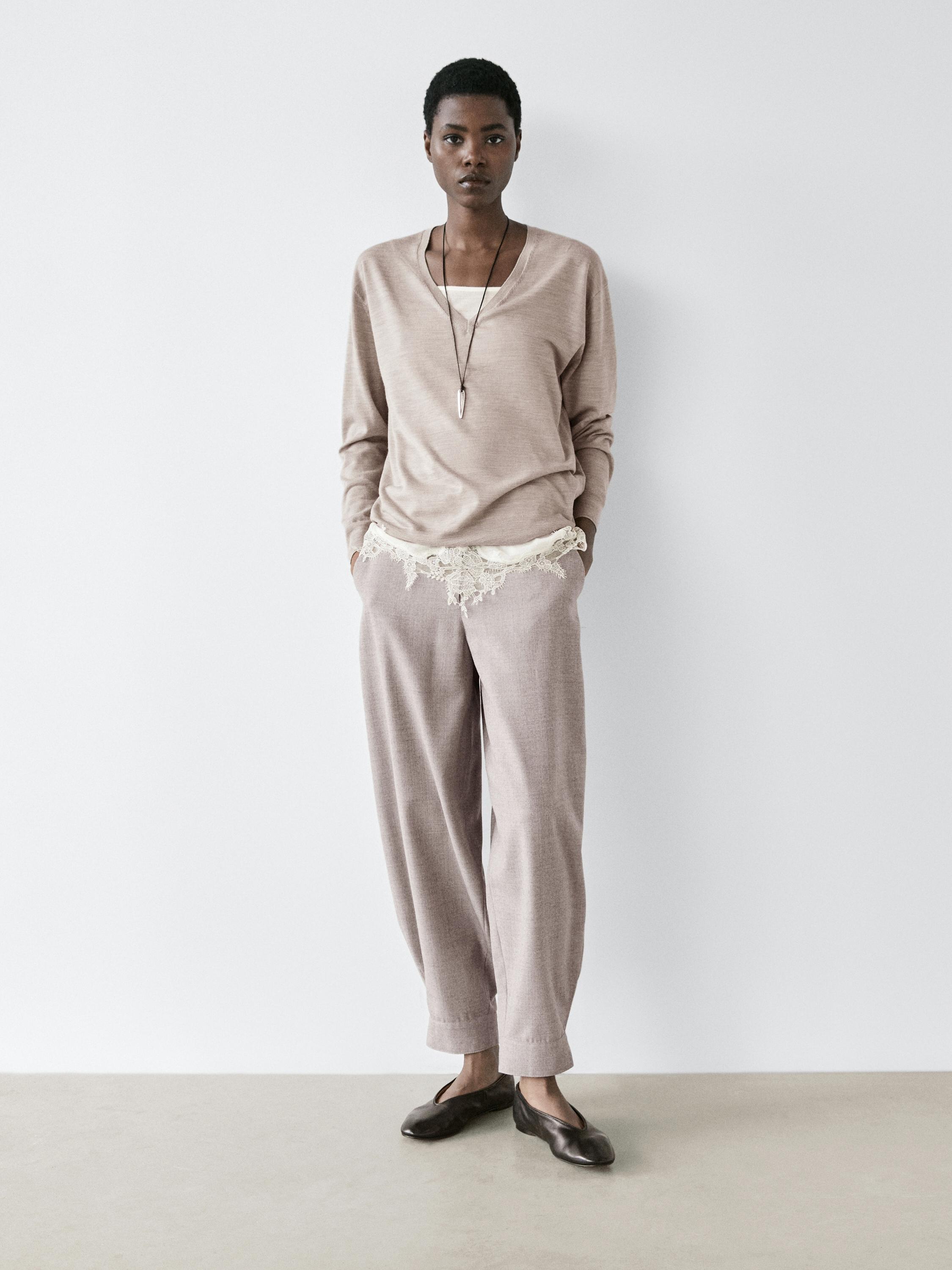 100% wool V-neck knit sweater — MINK