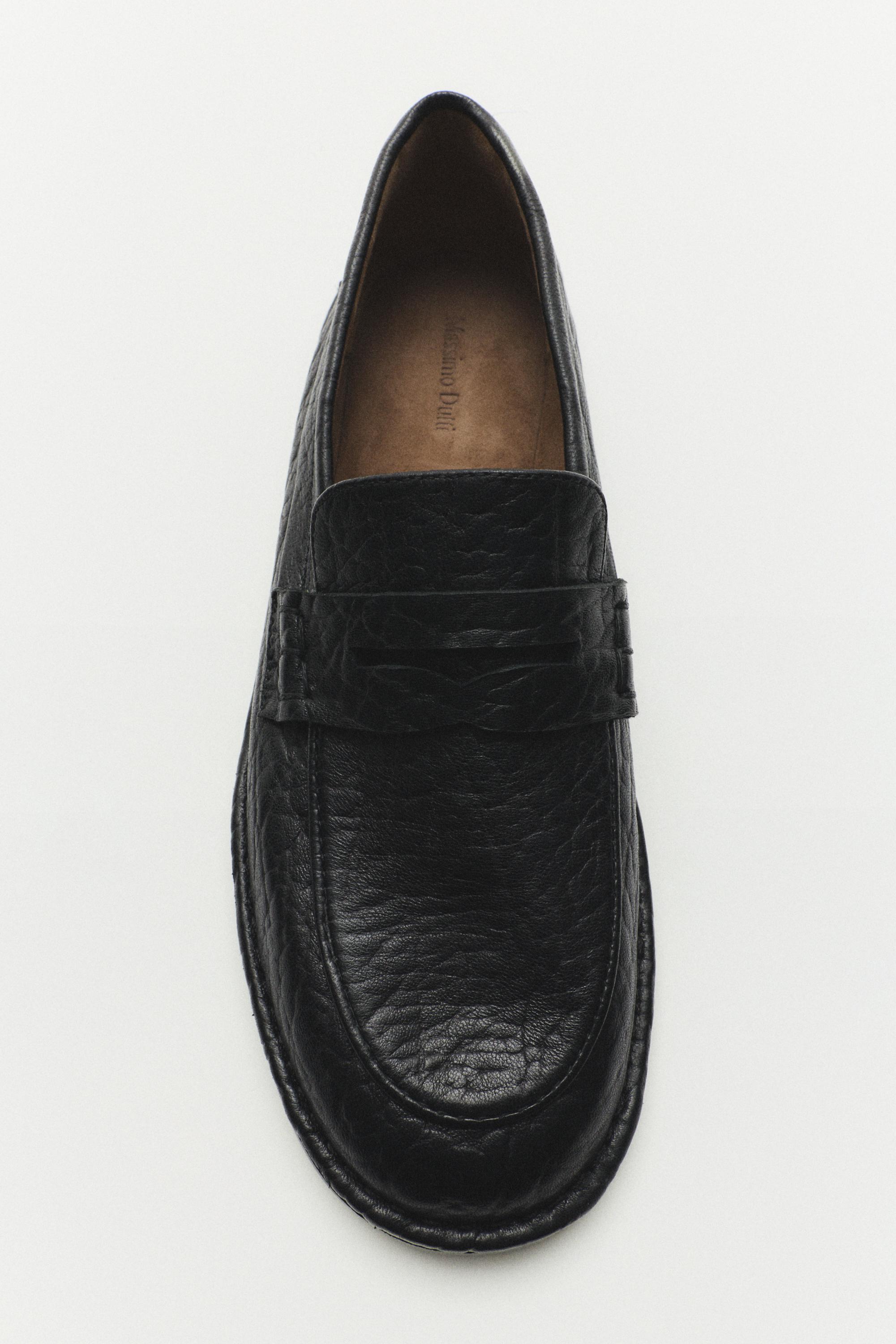 Soft leather loafer — BLACK