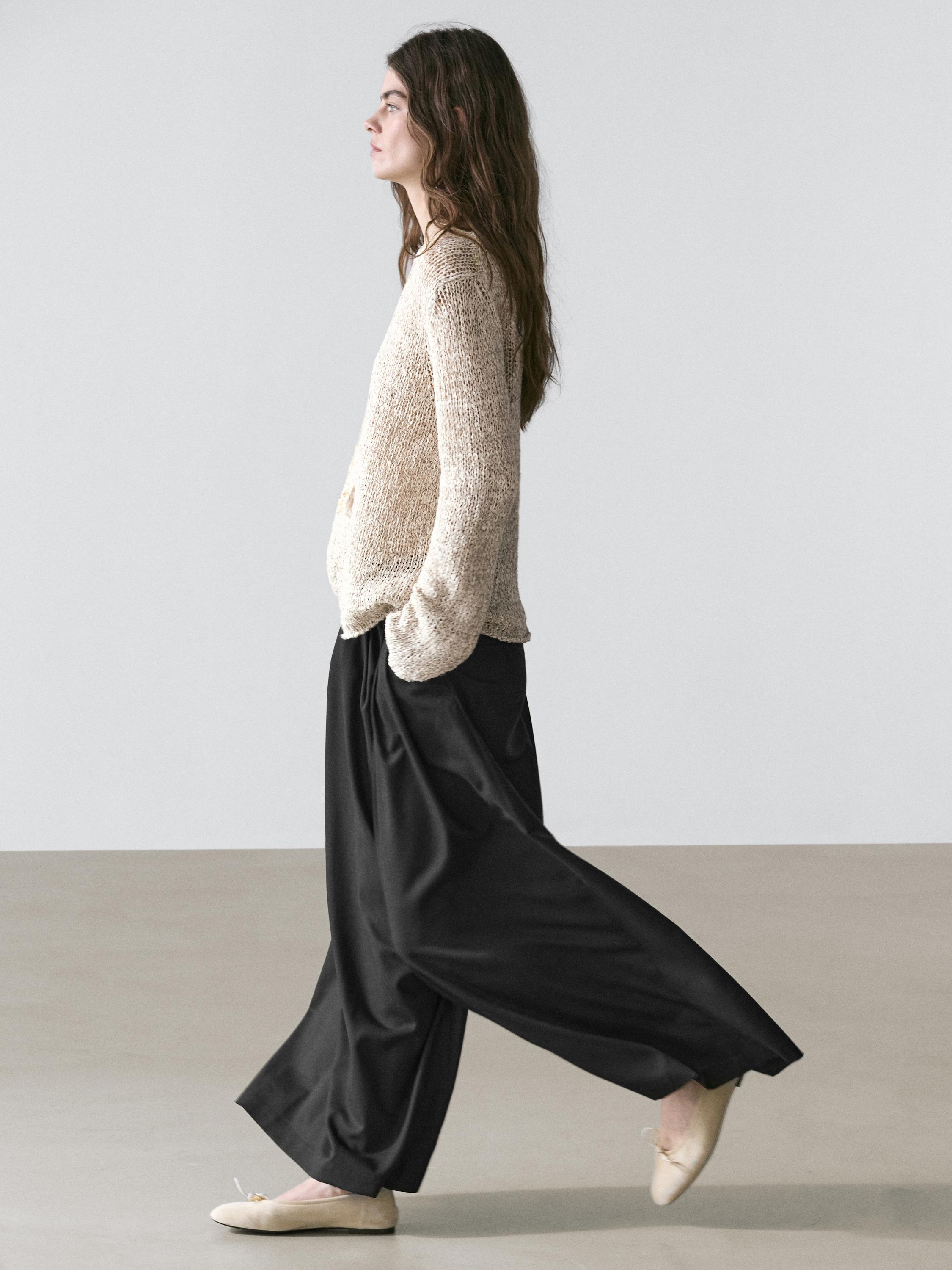 Flowing trousers with darts — BLACK