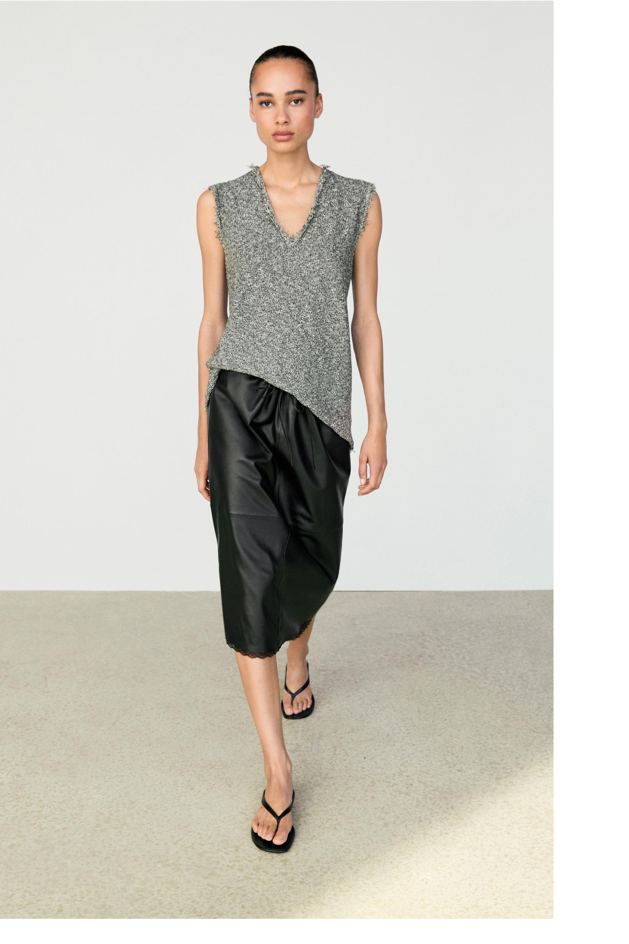 Flecked-effect V-neck top — GREY MARL
