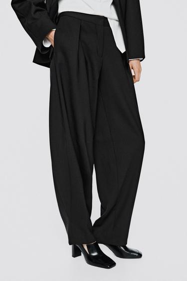 Barrel fit tailored pants with darts - LIMITED EDITION — BLACK 2