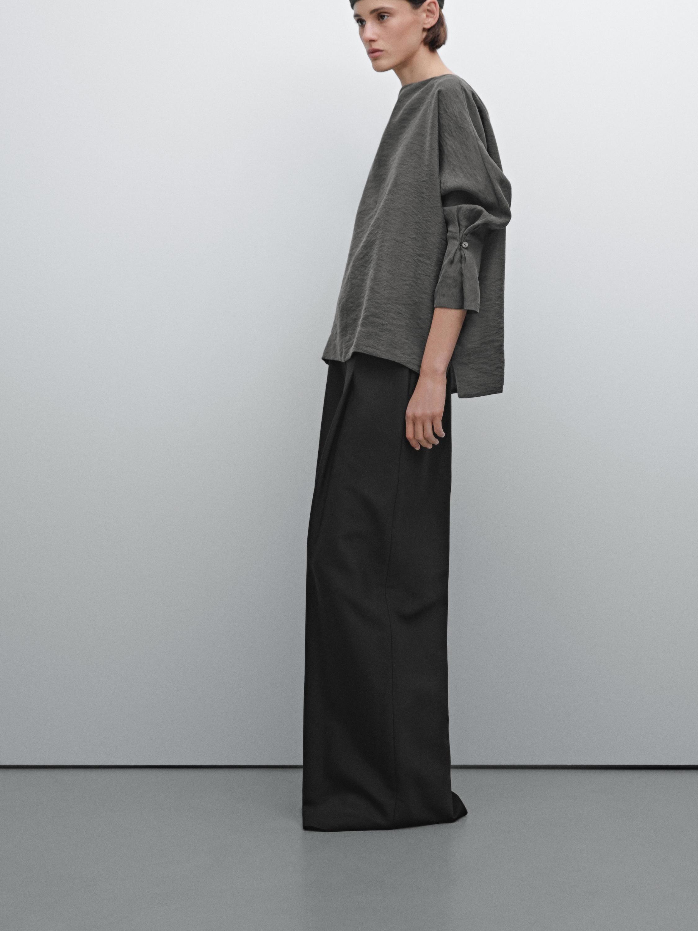Flowing blouse with pleated cuff detail - Studio