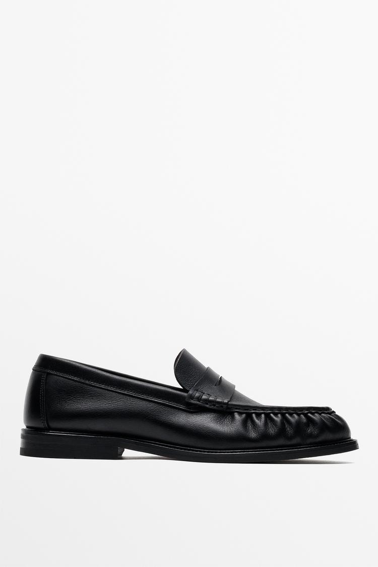 Shirred leather loafer — BLACK