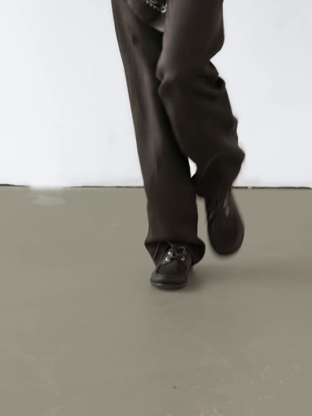 Straight fit linen blend trousers
