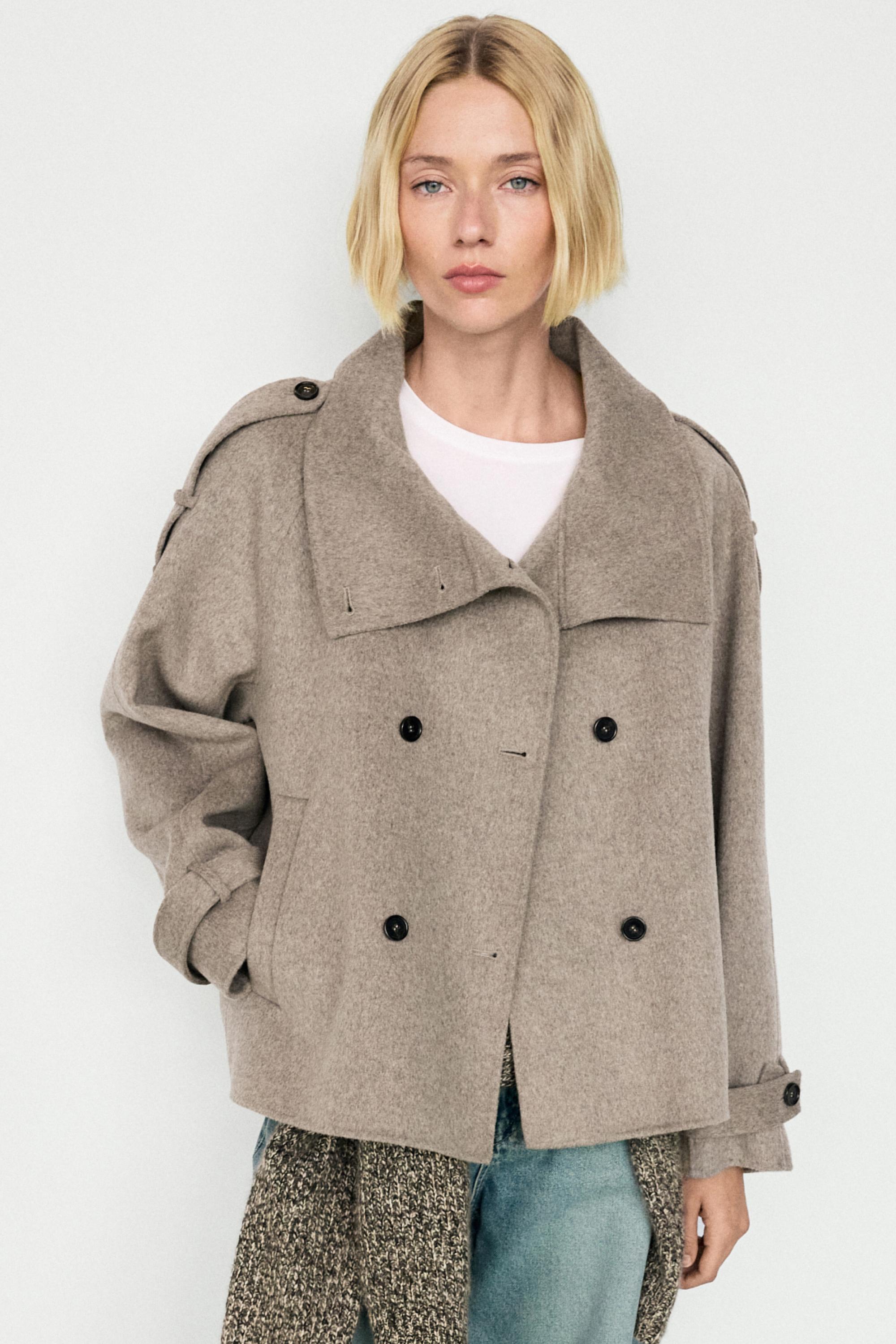 Cropped button detail trench coat — BROWN