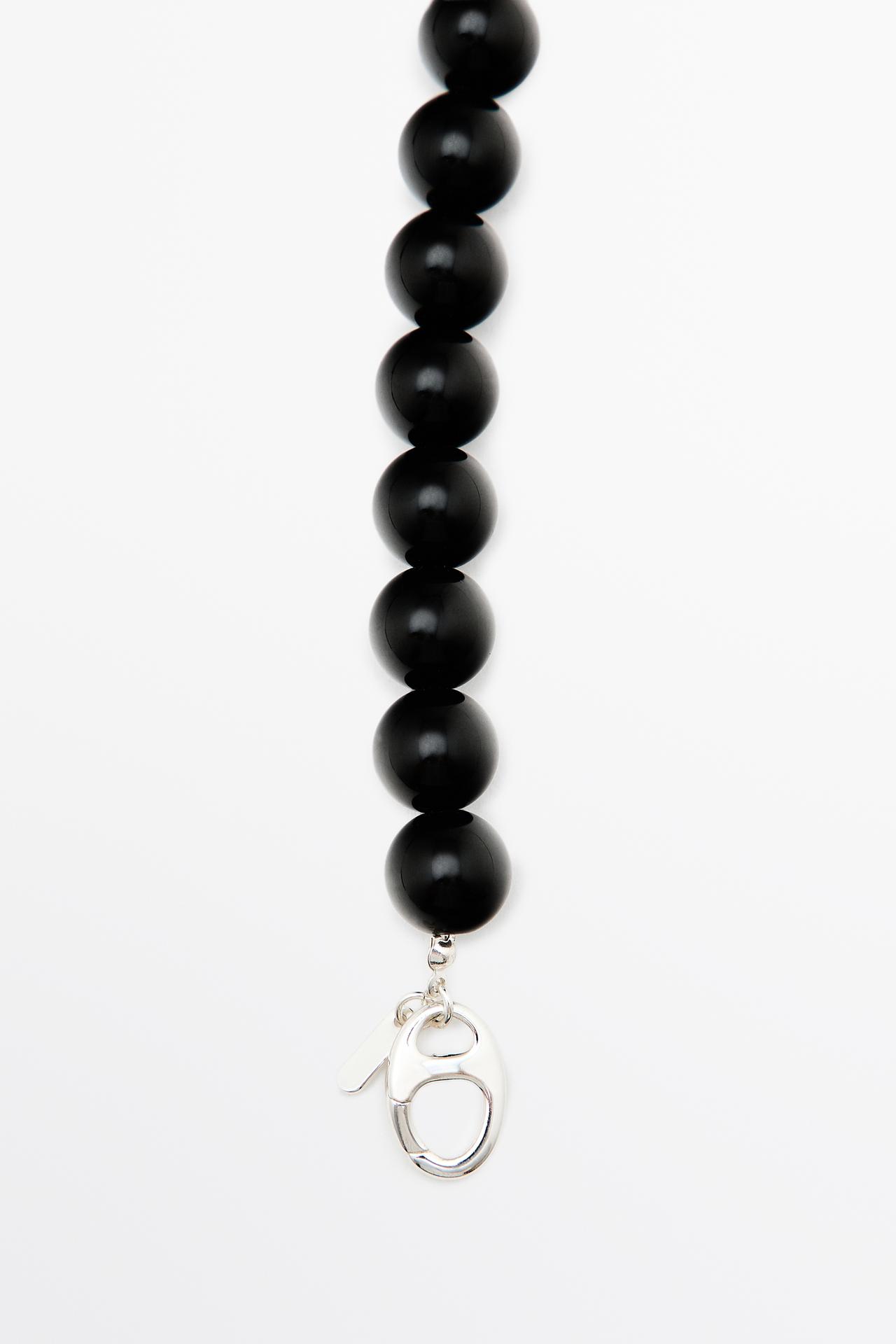 Glass bead necklace — BLACK