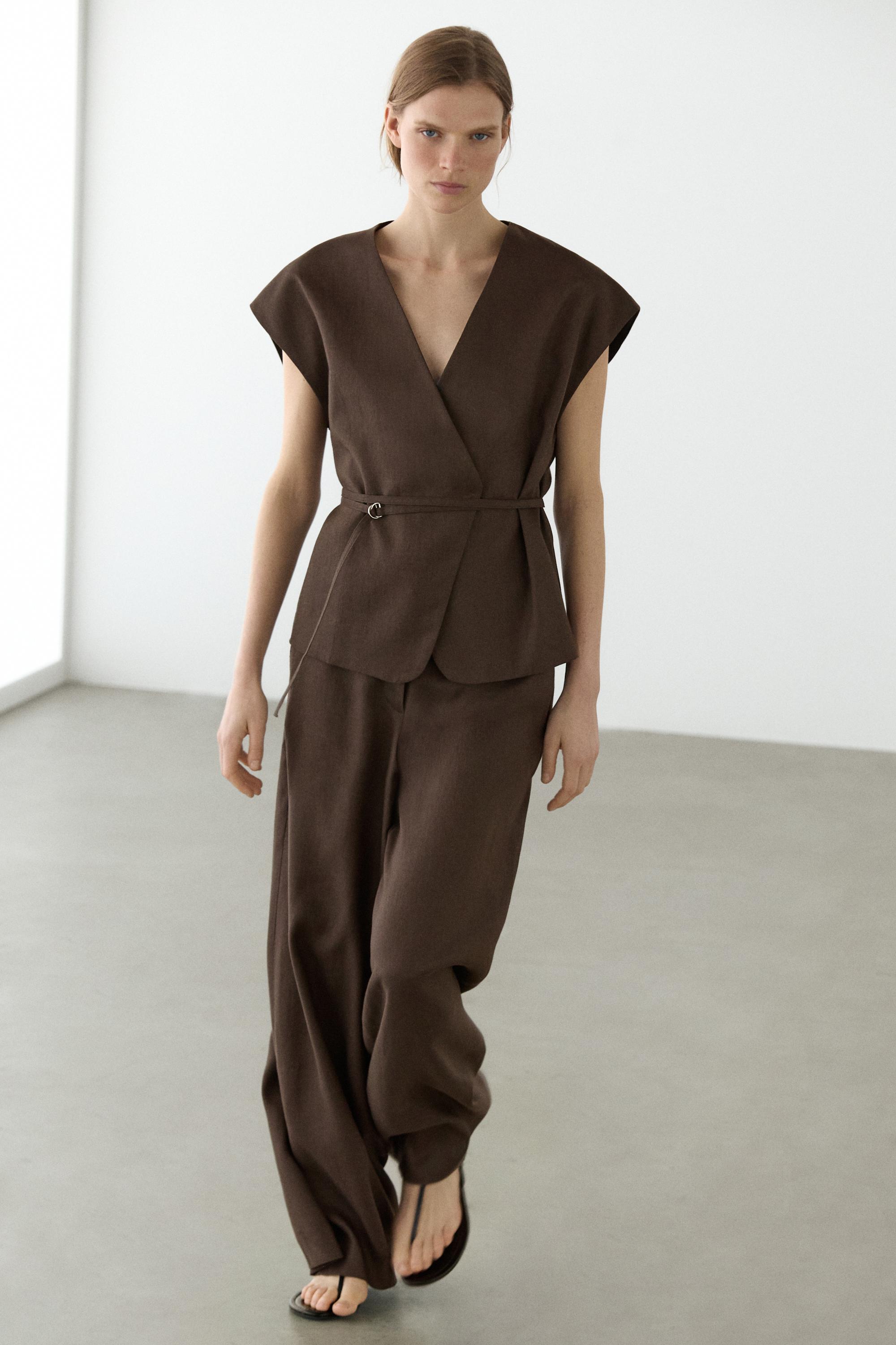 Flowing linen trousers