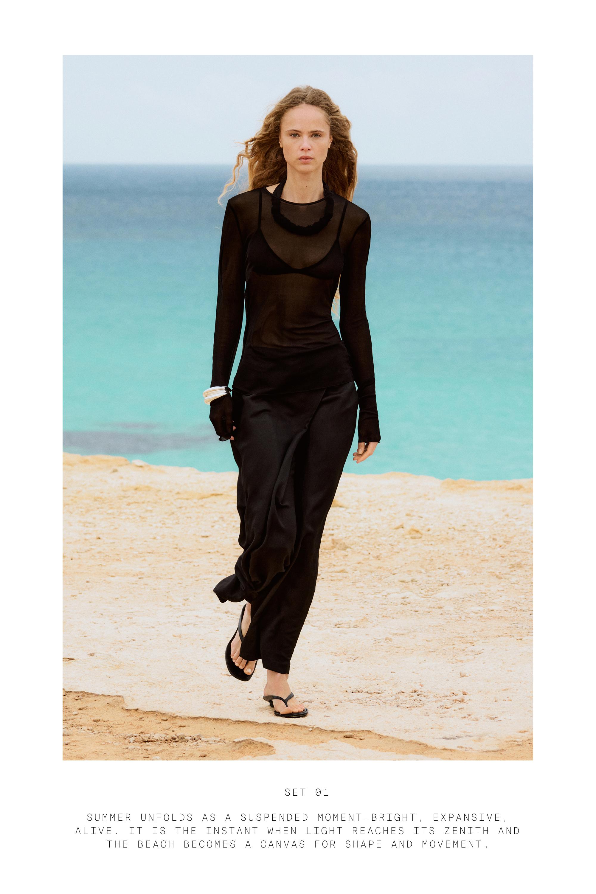 Flowing baggy trousers — BLACK