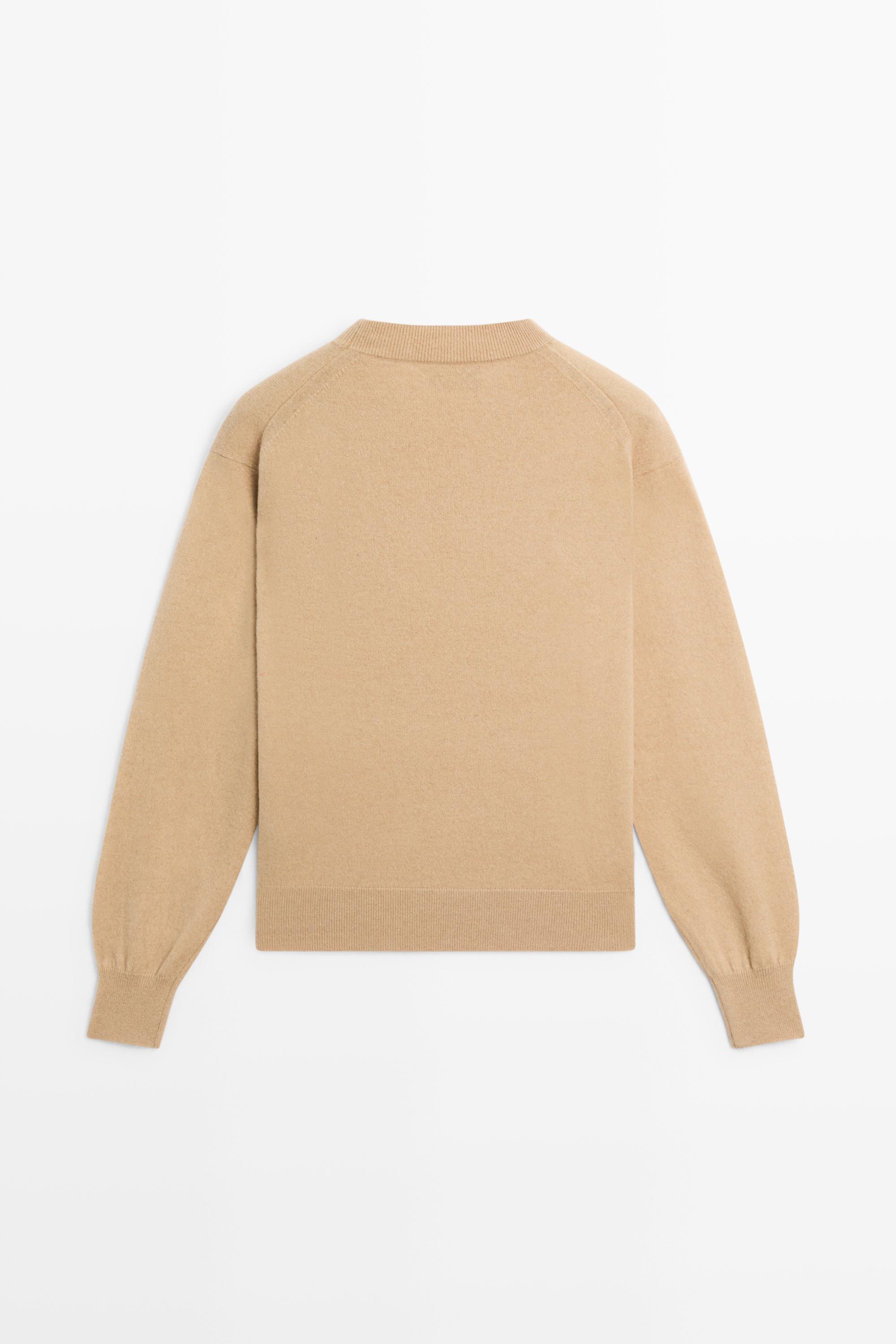 100% cashmere long sleeve sweater — CAMEL