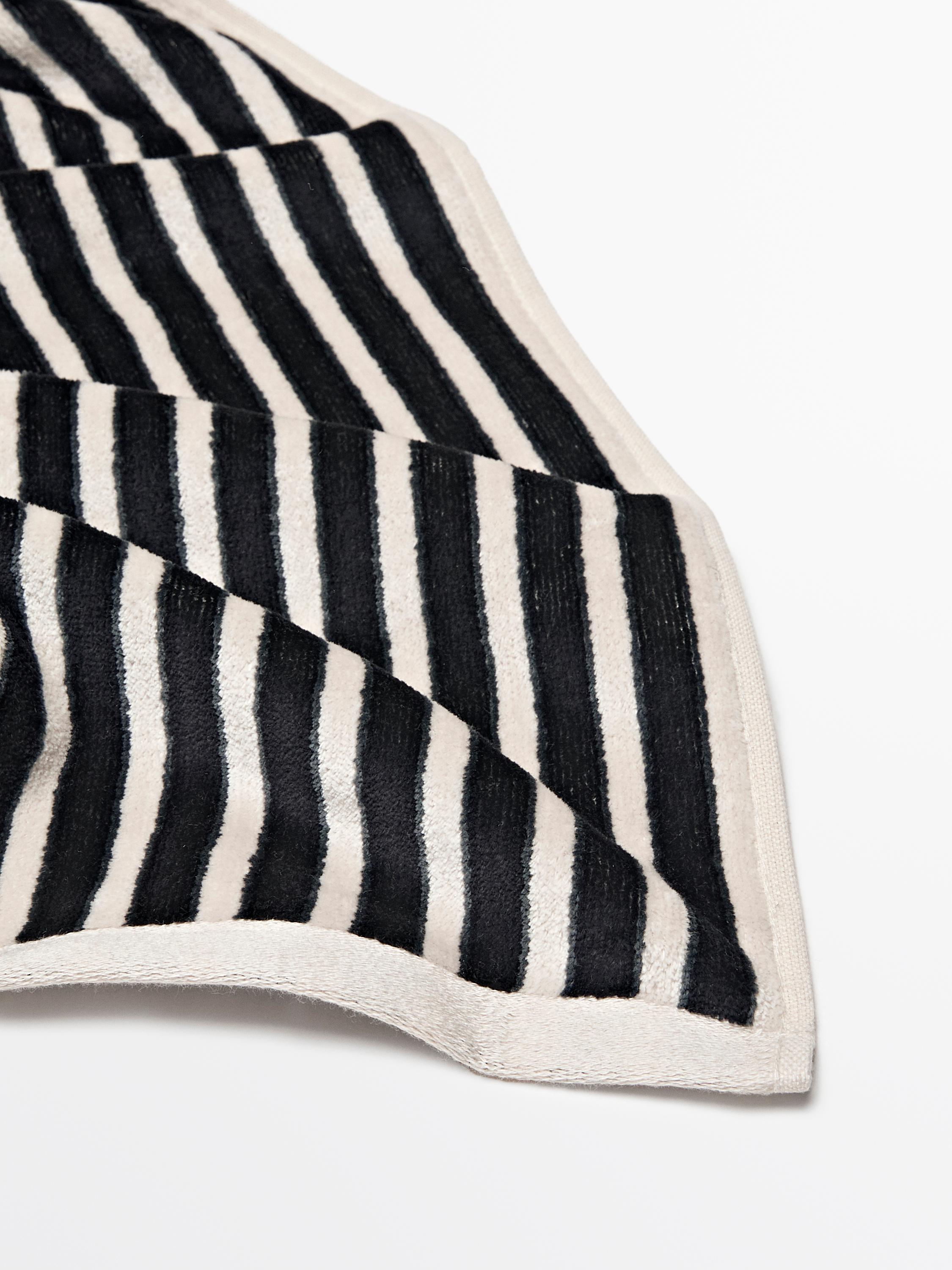 Striped cotton towel — NAVY BLUE