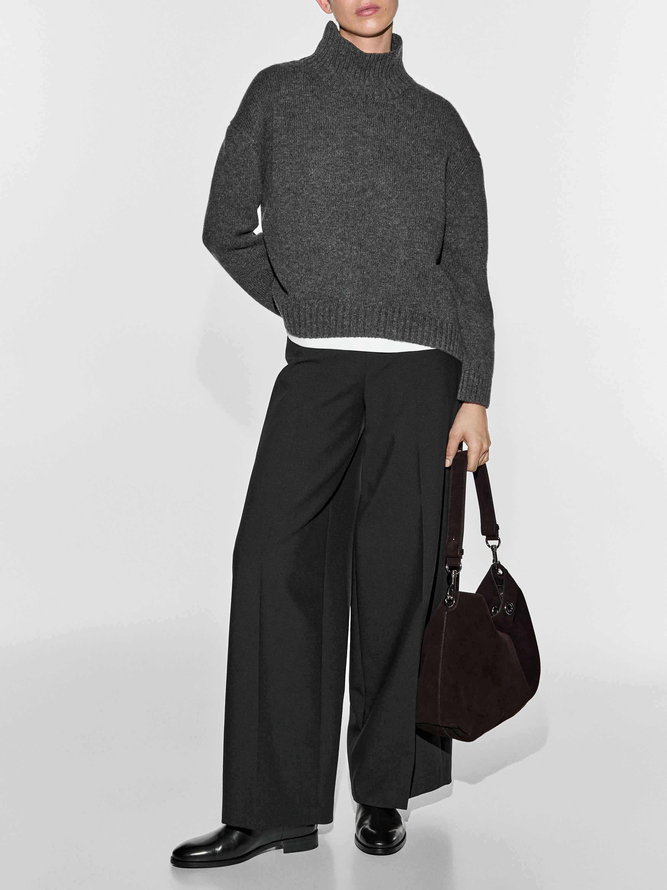 Split suede leather bag with eyelets