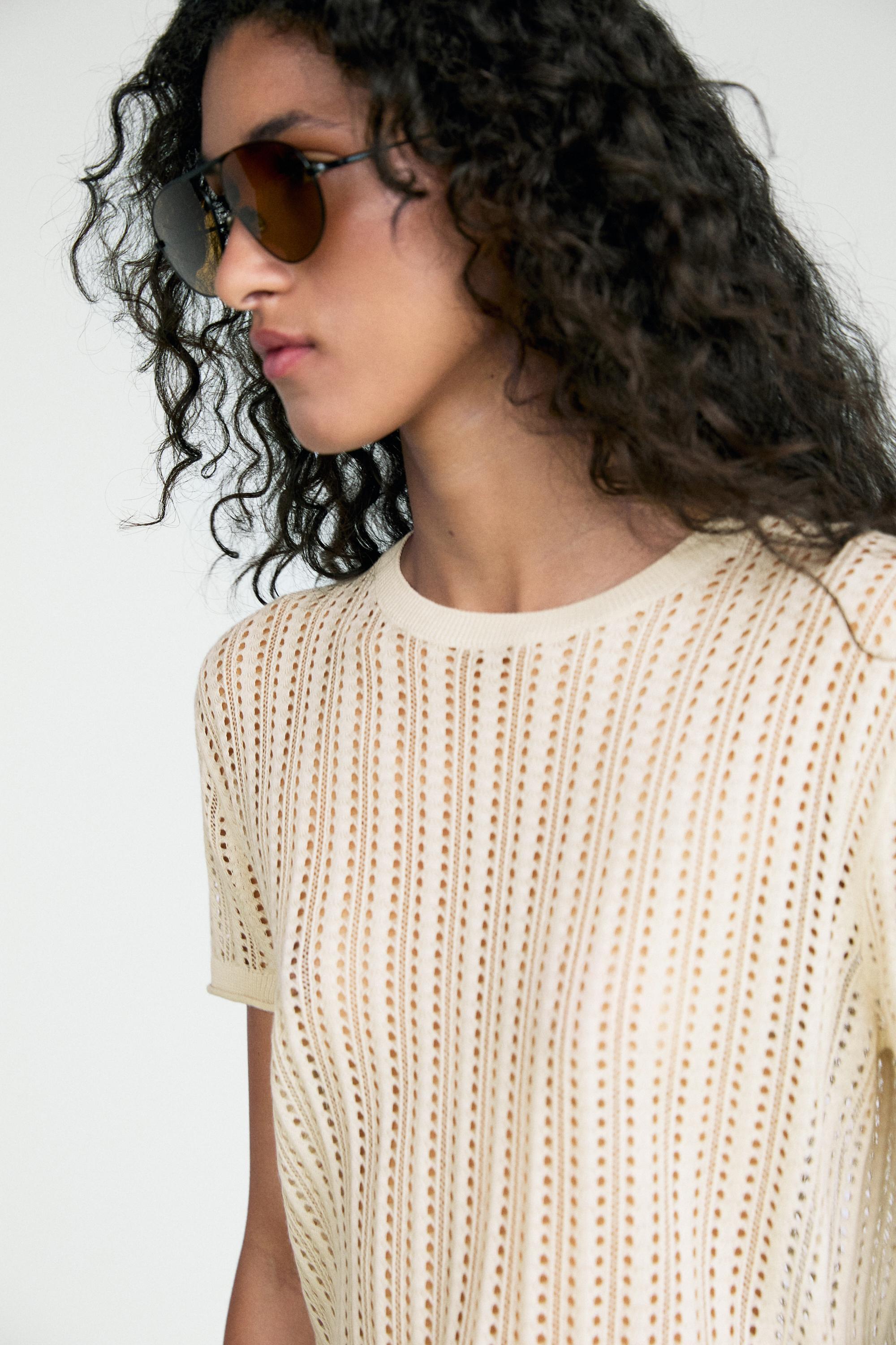 Short sleeve cutwork knit top — CREAM