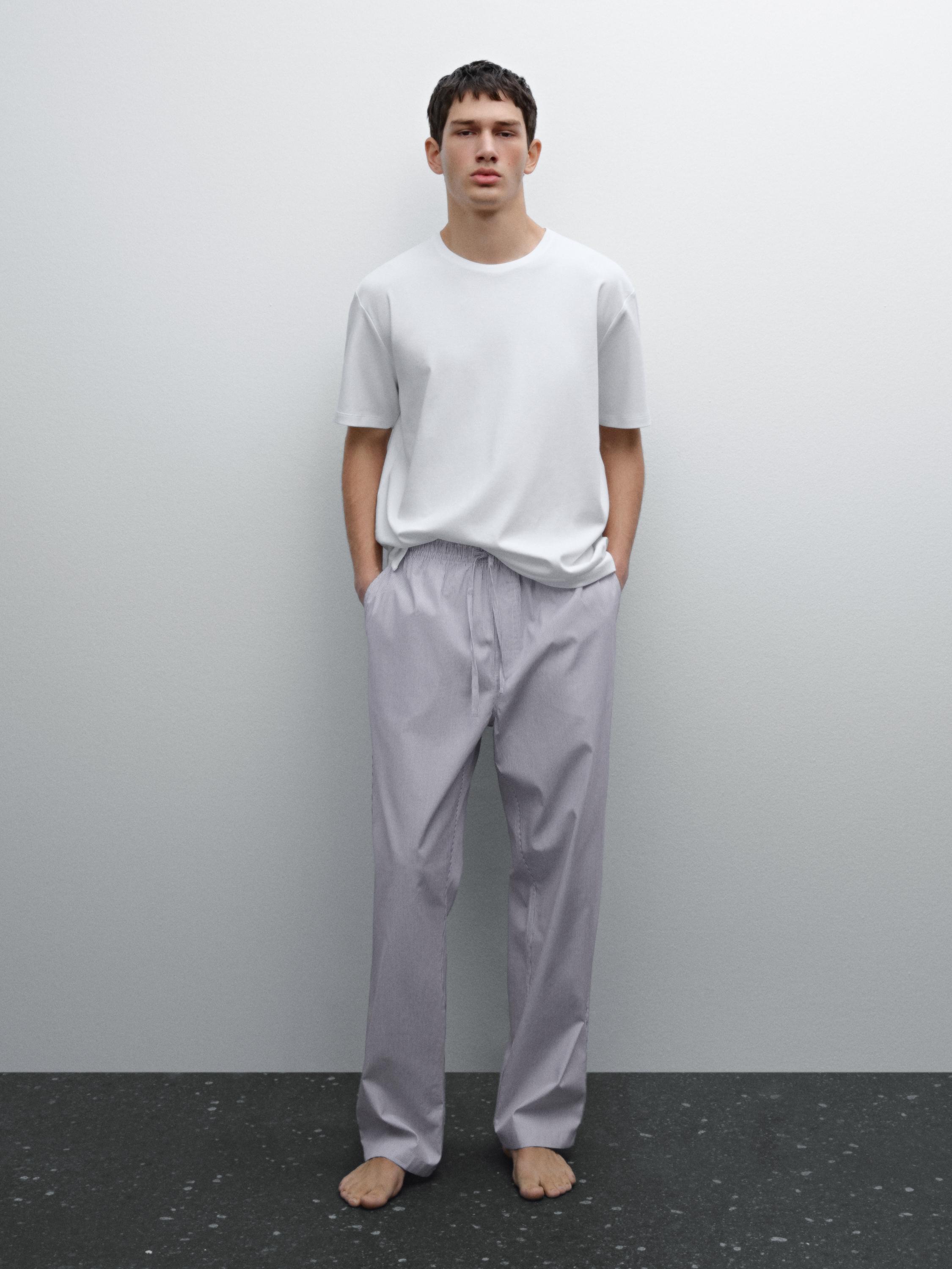 100% katoenen pyjama met strepen en T-shirt met korte mouw