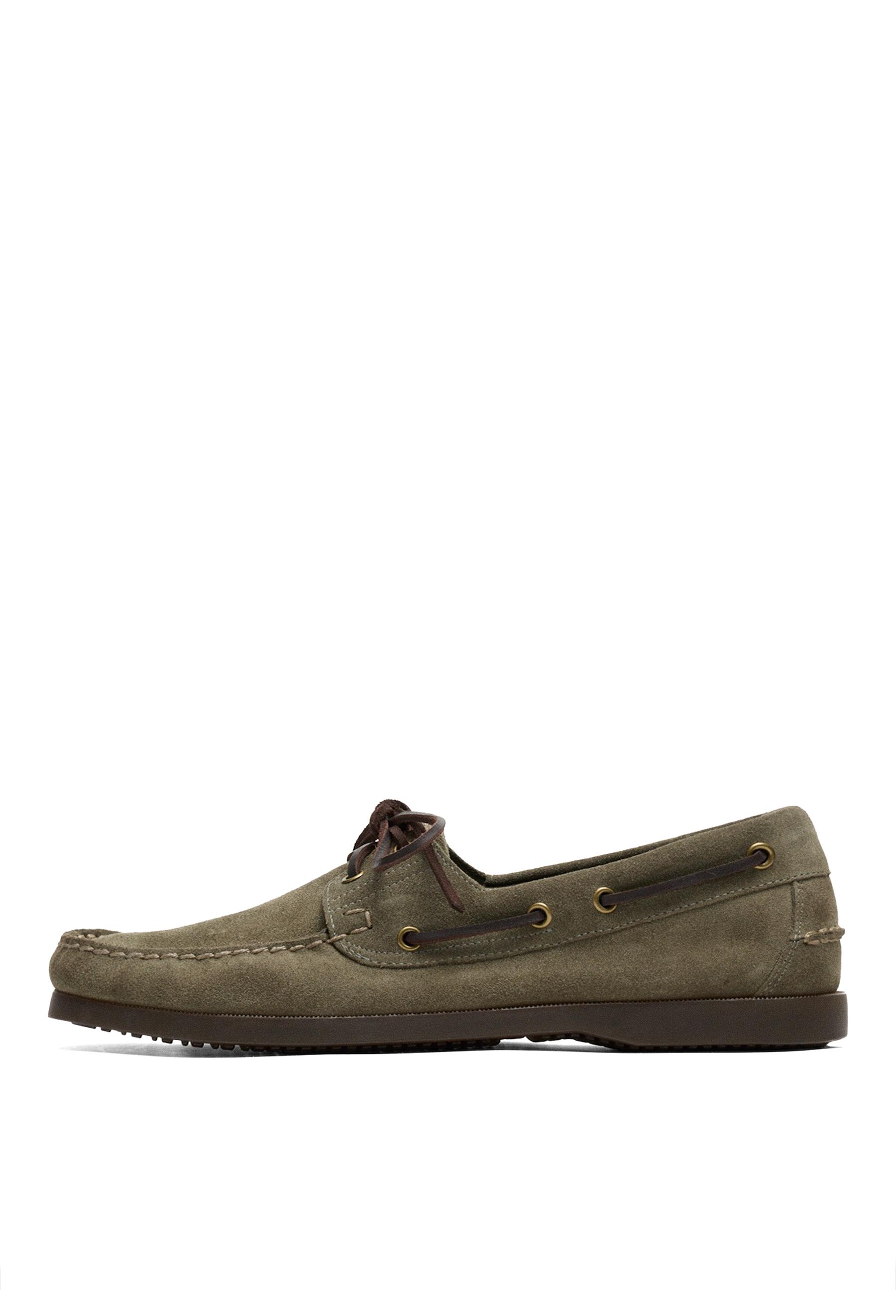 Leather boat shoe — BOTTLE