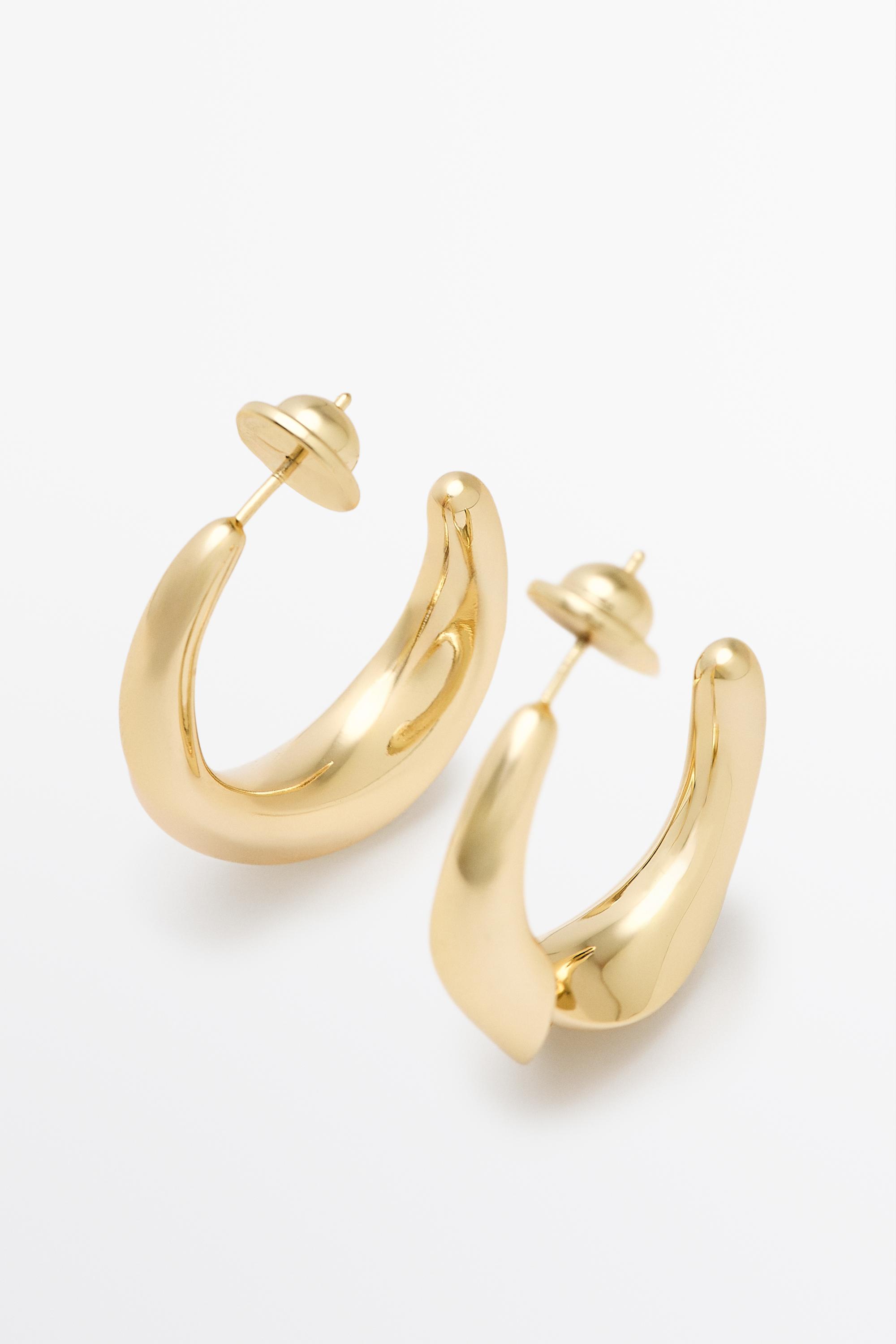 Twist Hoop Earrings — GOLDEN