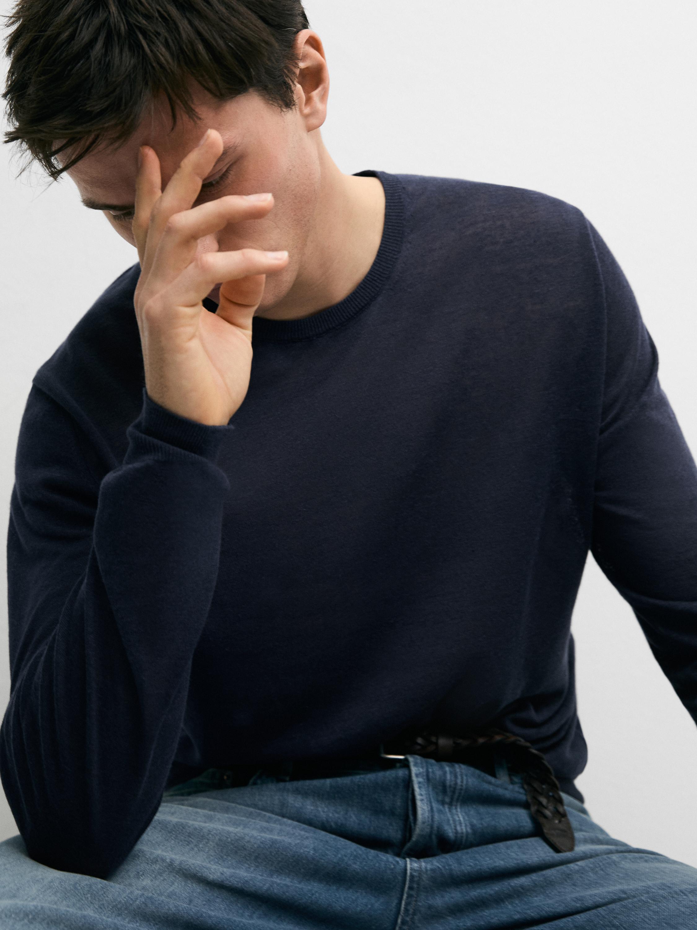 Linen and cashmere knit crew neck sweater — NAVY BLUE