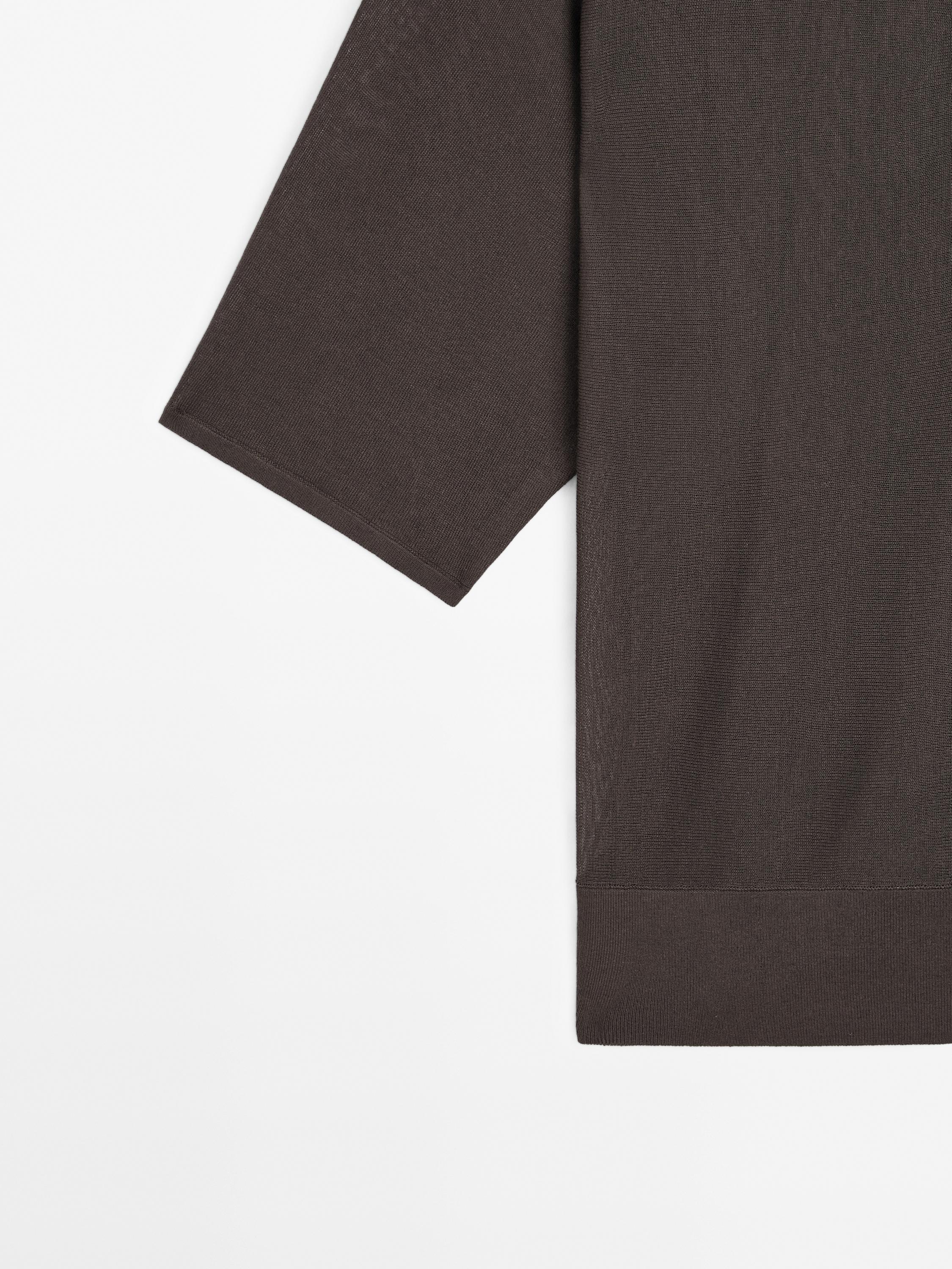 Flowing cape-style polo shirt