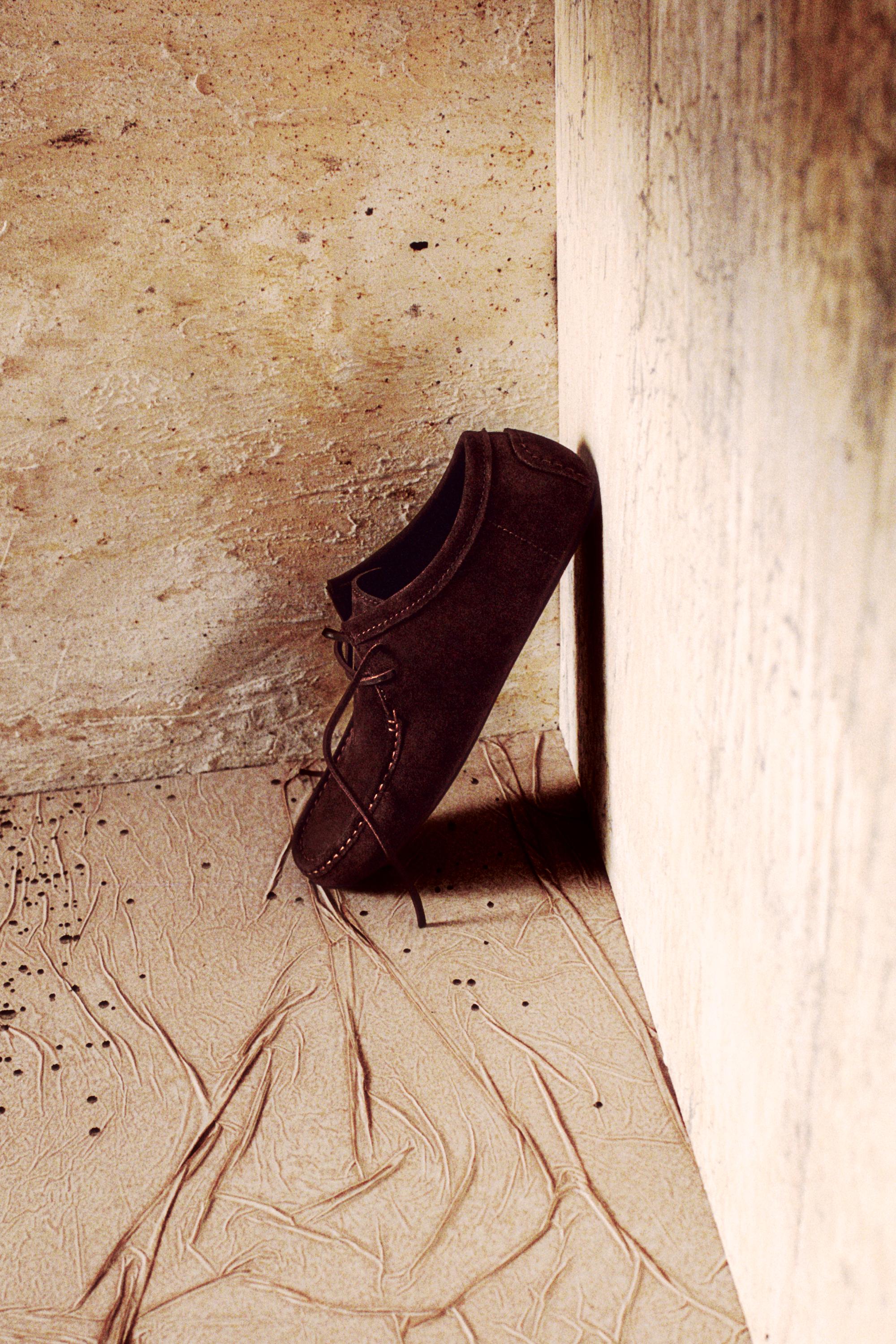 Soft split leather shoes - Limited Edition — BROWN