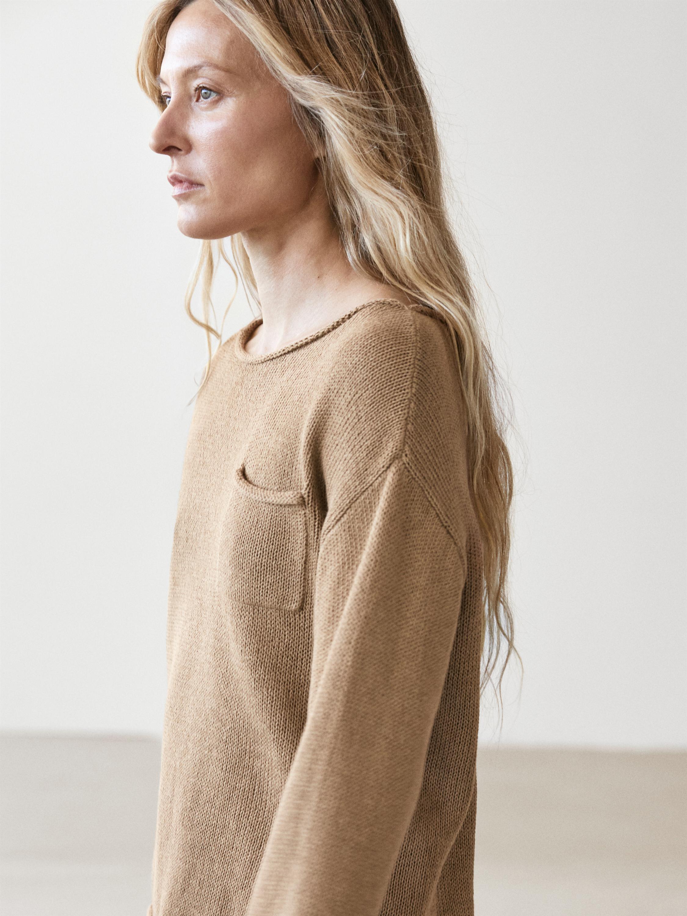 Cotton and linen knit sweater with pocket detail — Washed