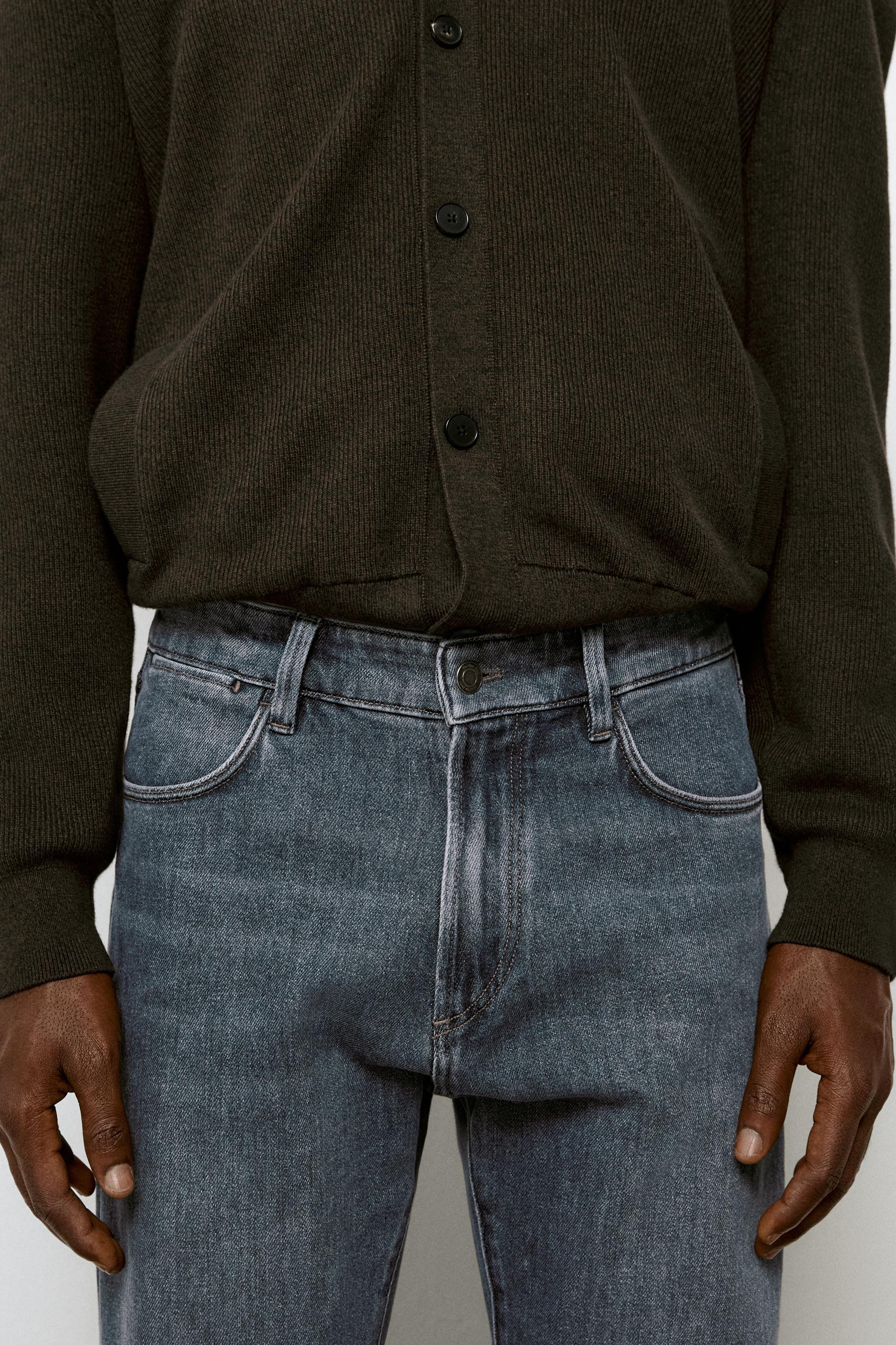 Enzymatic tapered fit jeans — DEEP BLUE