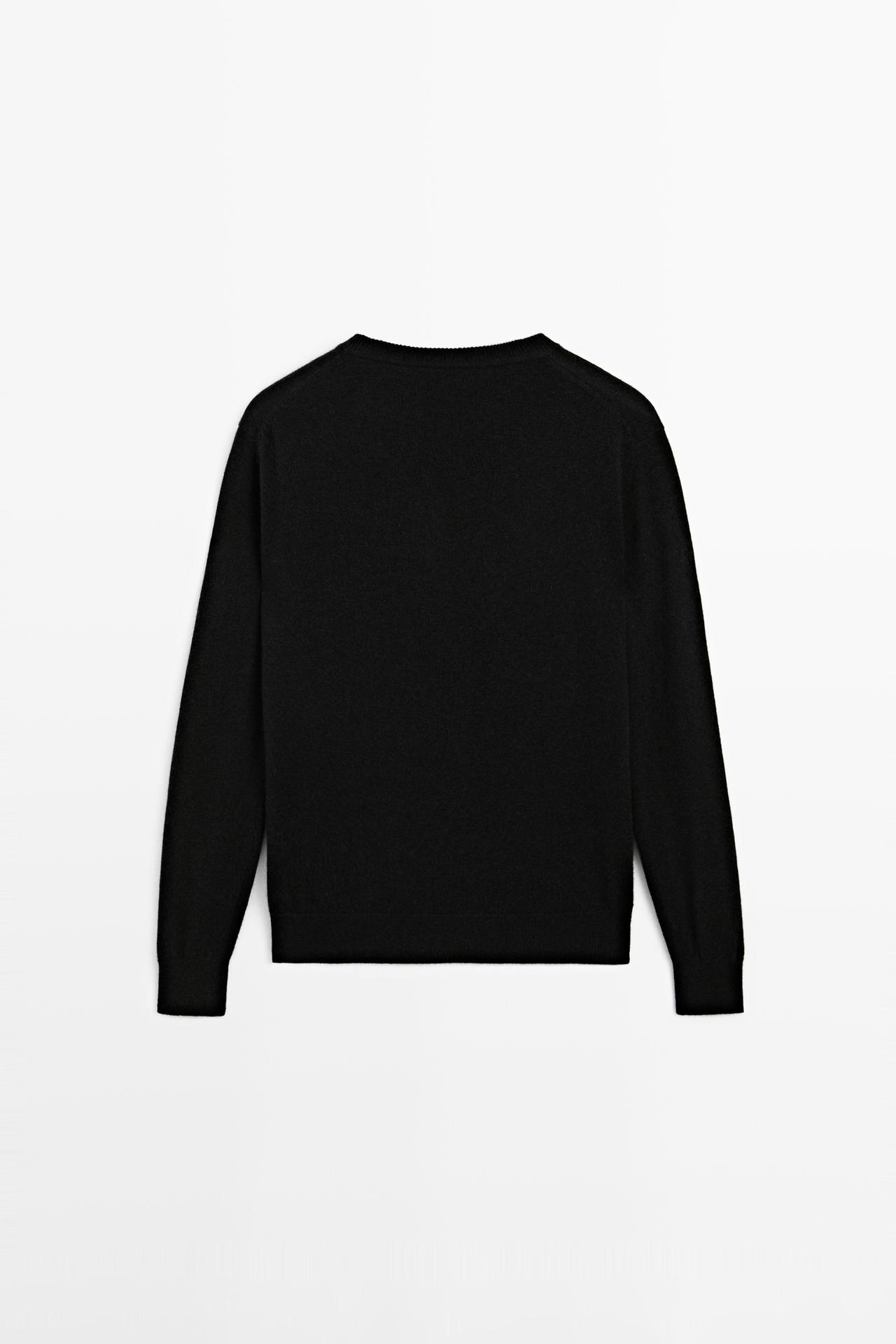 100% cashmere long sleeve sweater — BLACK