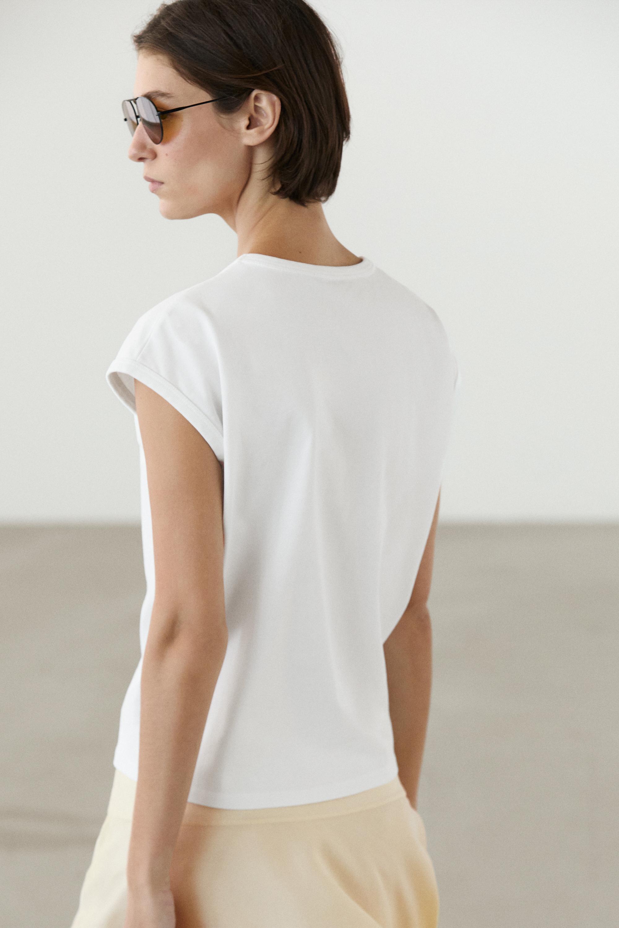 Sleeveless 100% cotton T-shirt — Off white