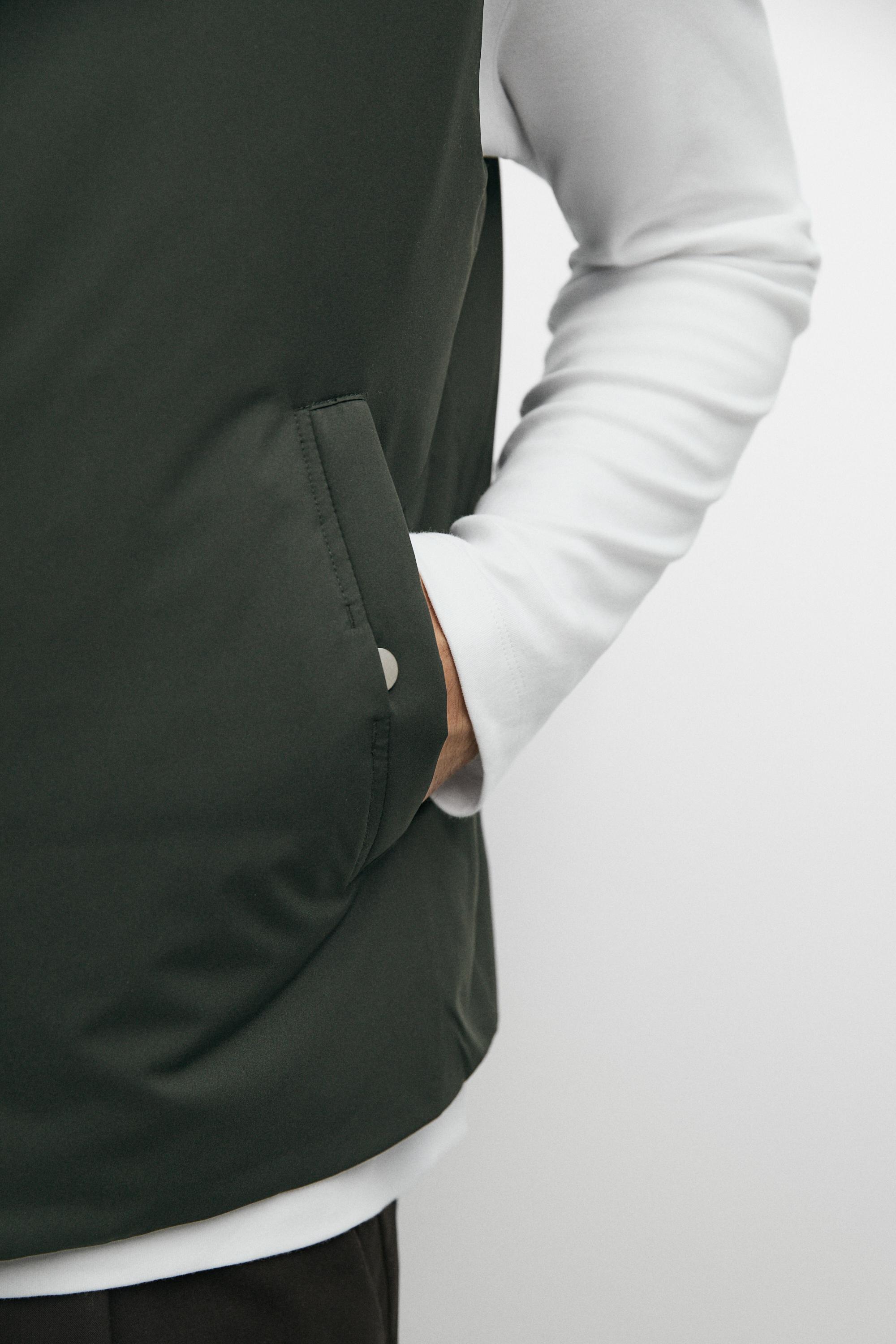 Ultra-lightweight water-repellent down gilet — DARK MARL