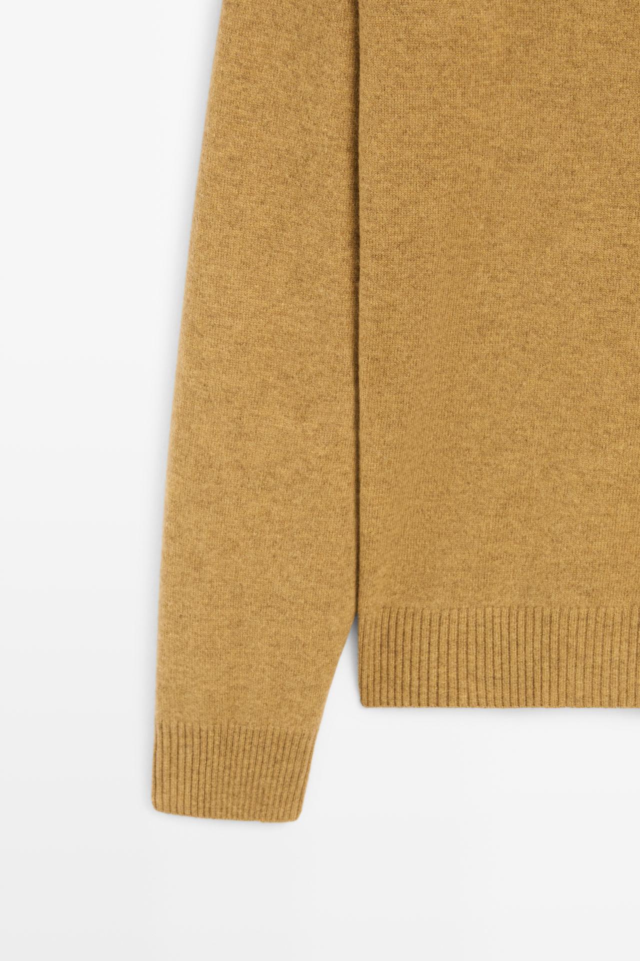 Wool blend round neck knit sweater — OCHRE