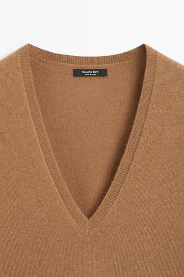 Wool blend knit V-neck sweater — CAMEL 9