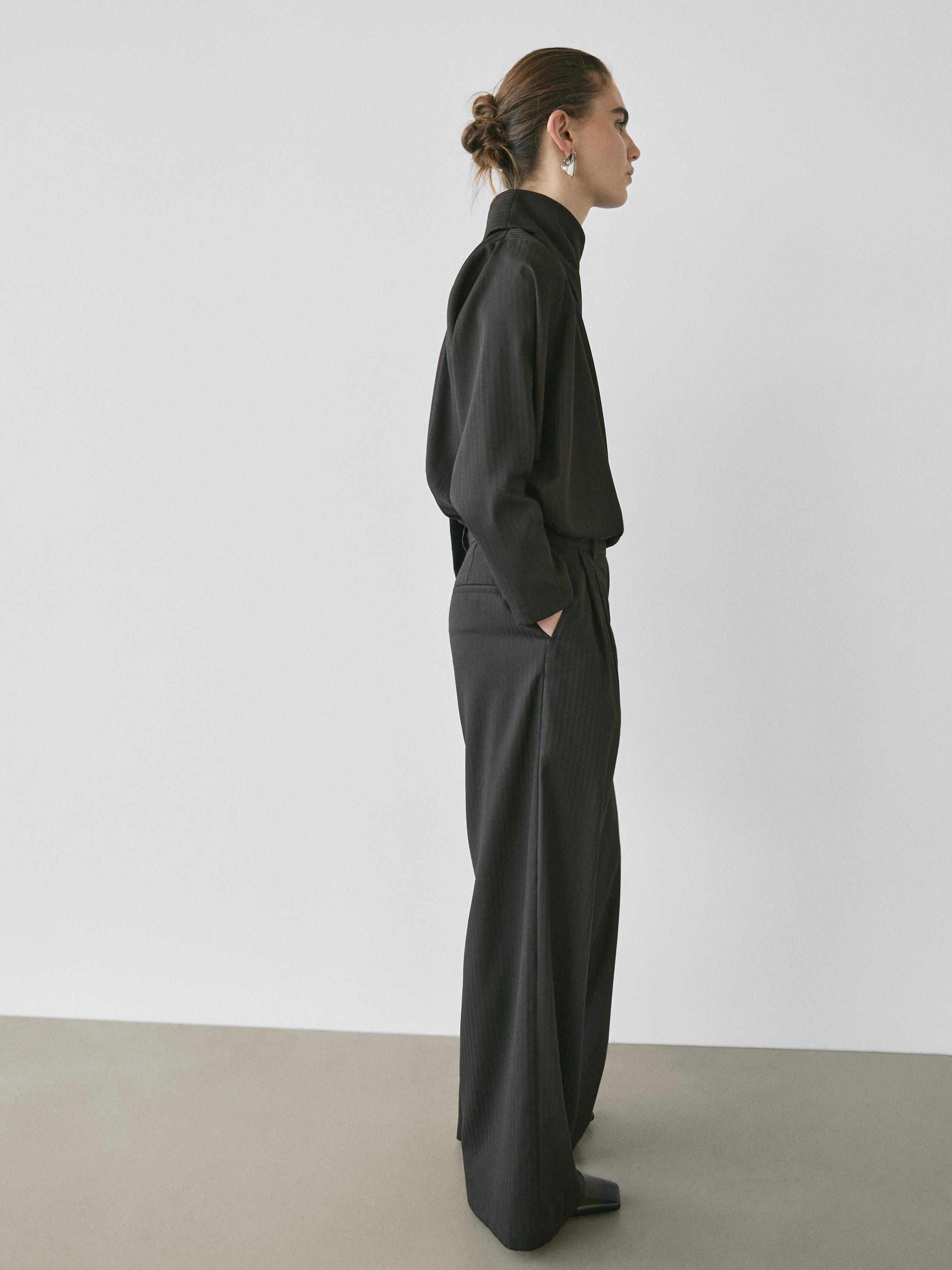 Striped trousers with darts - STUDIO — BLACK