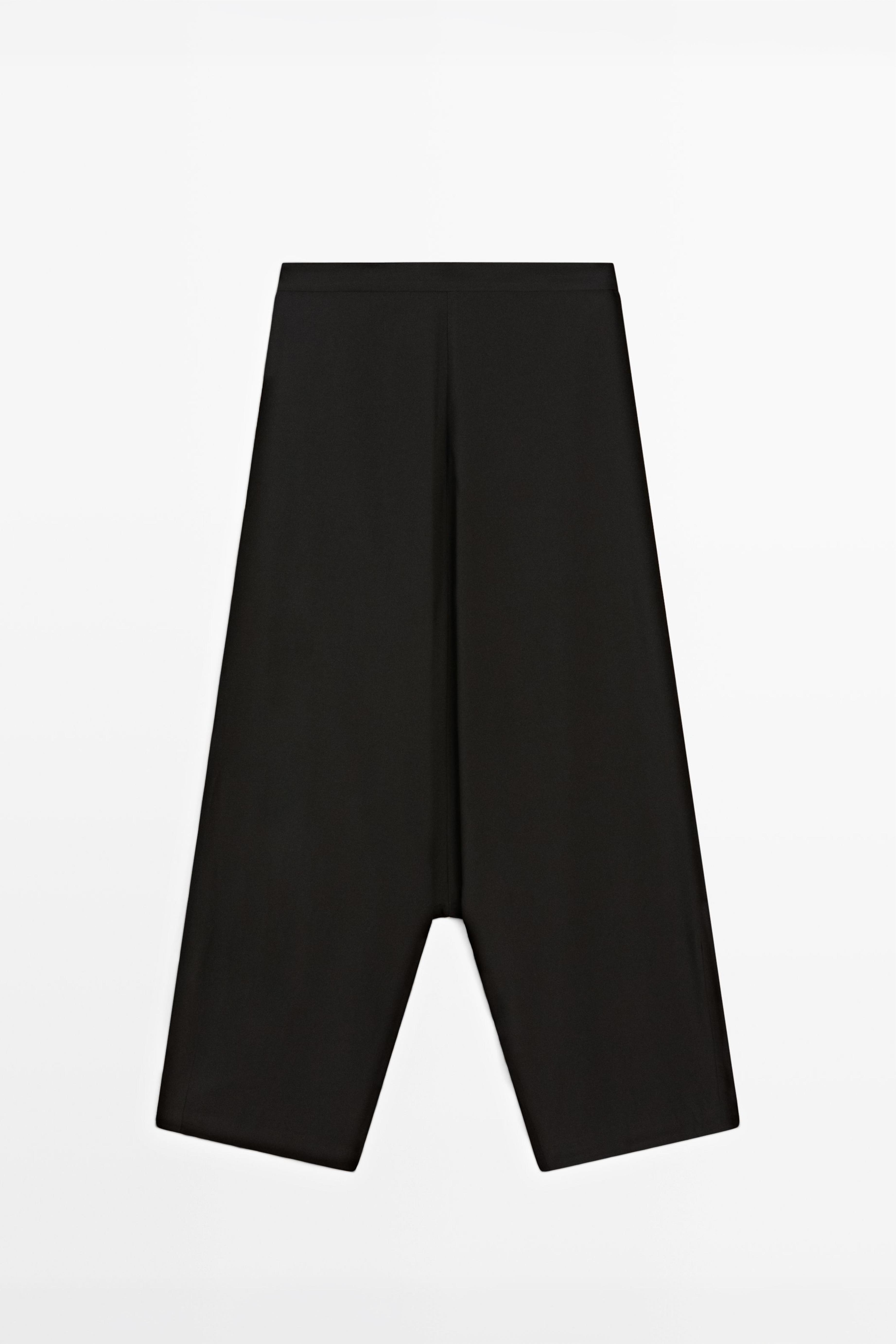 Flowing baggy trousers — BLACK