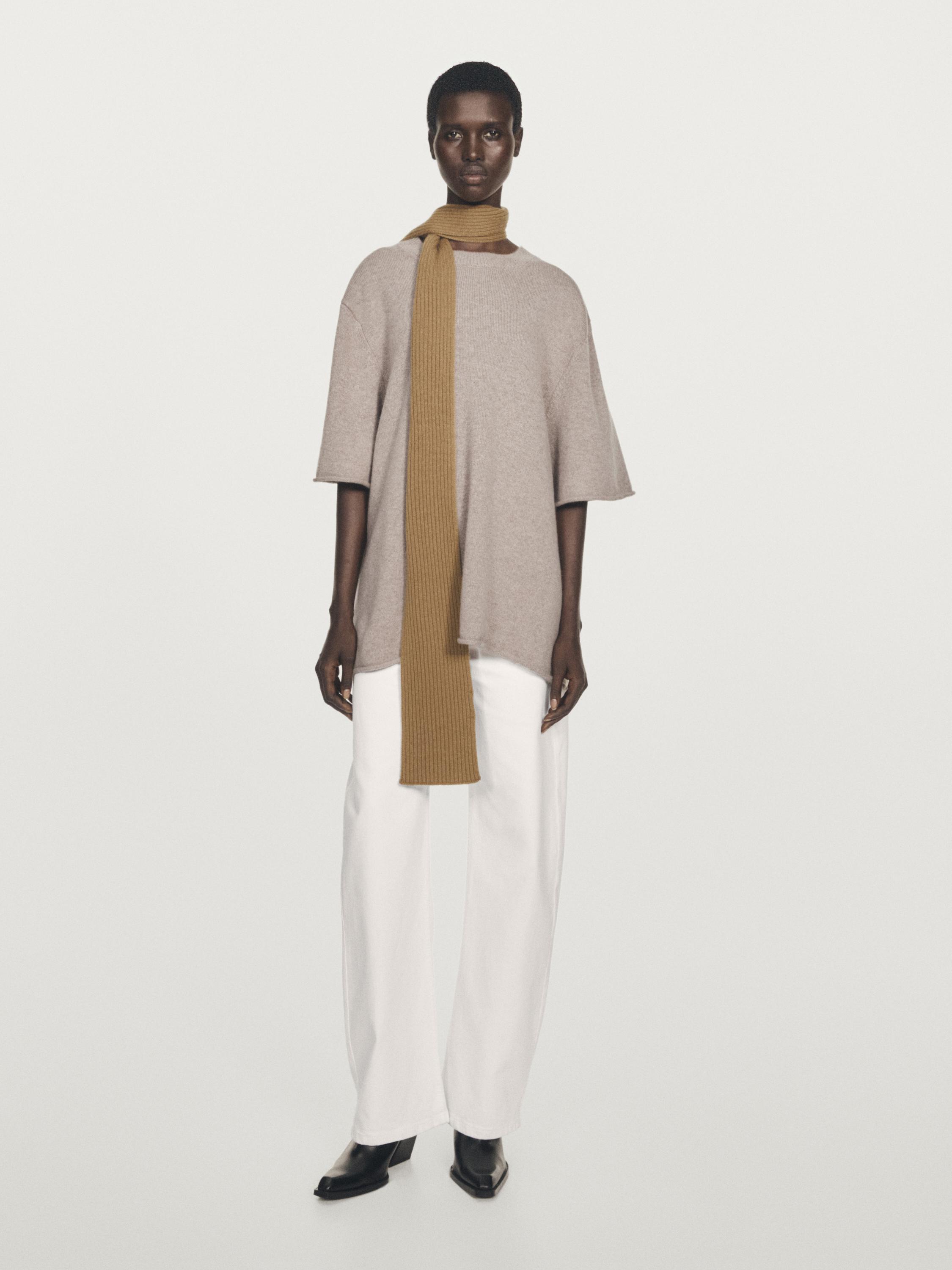 100% cashmere oversize knit sweater