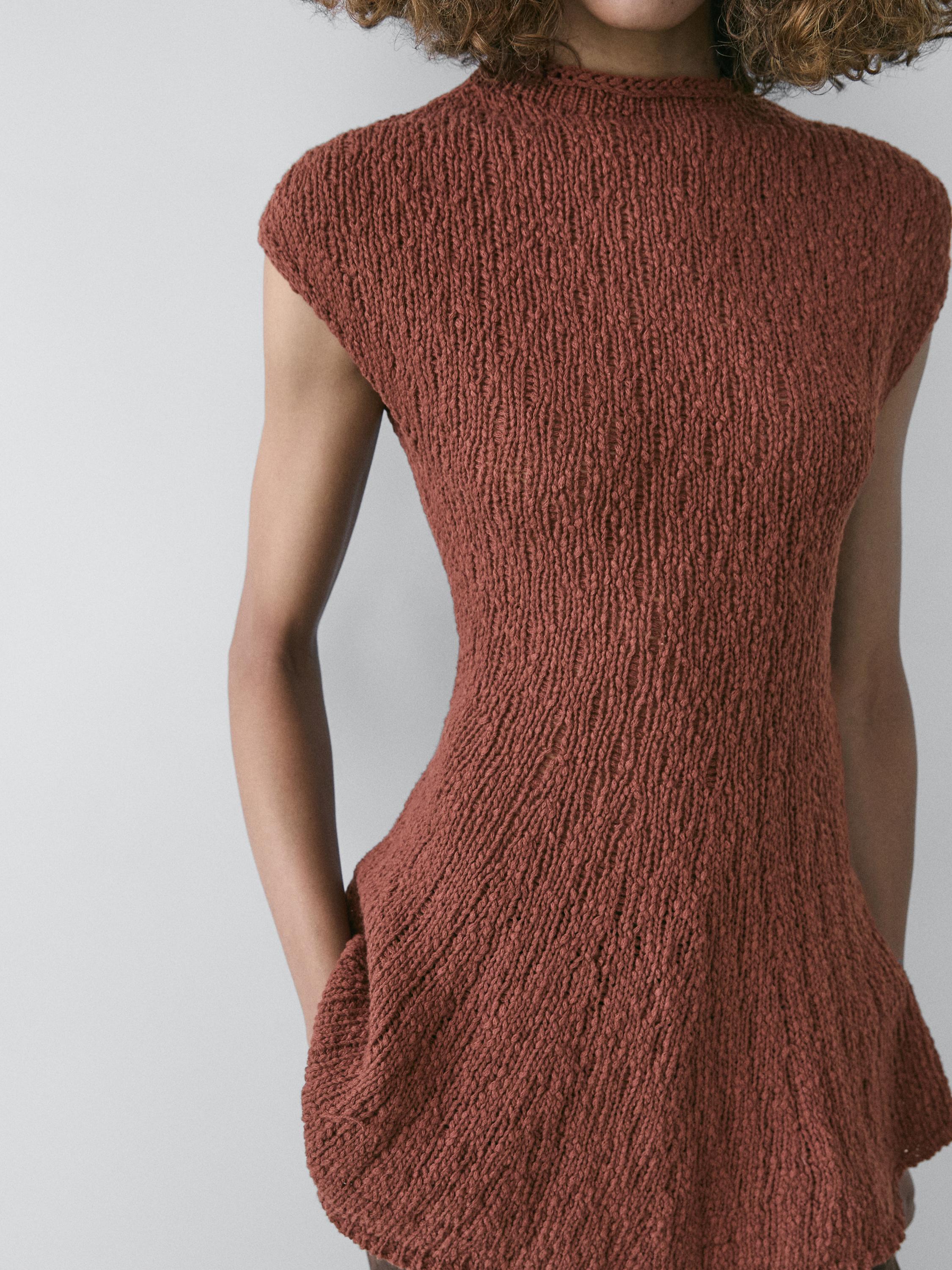 Cotton peplum knit top — RUSSET